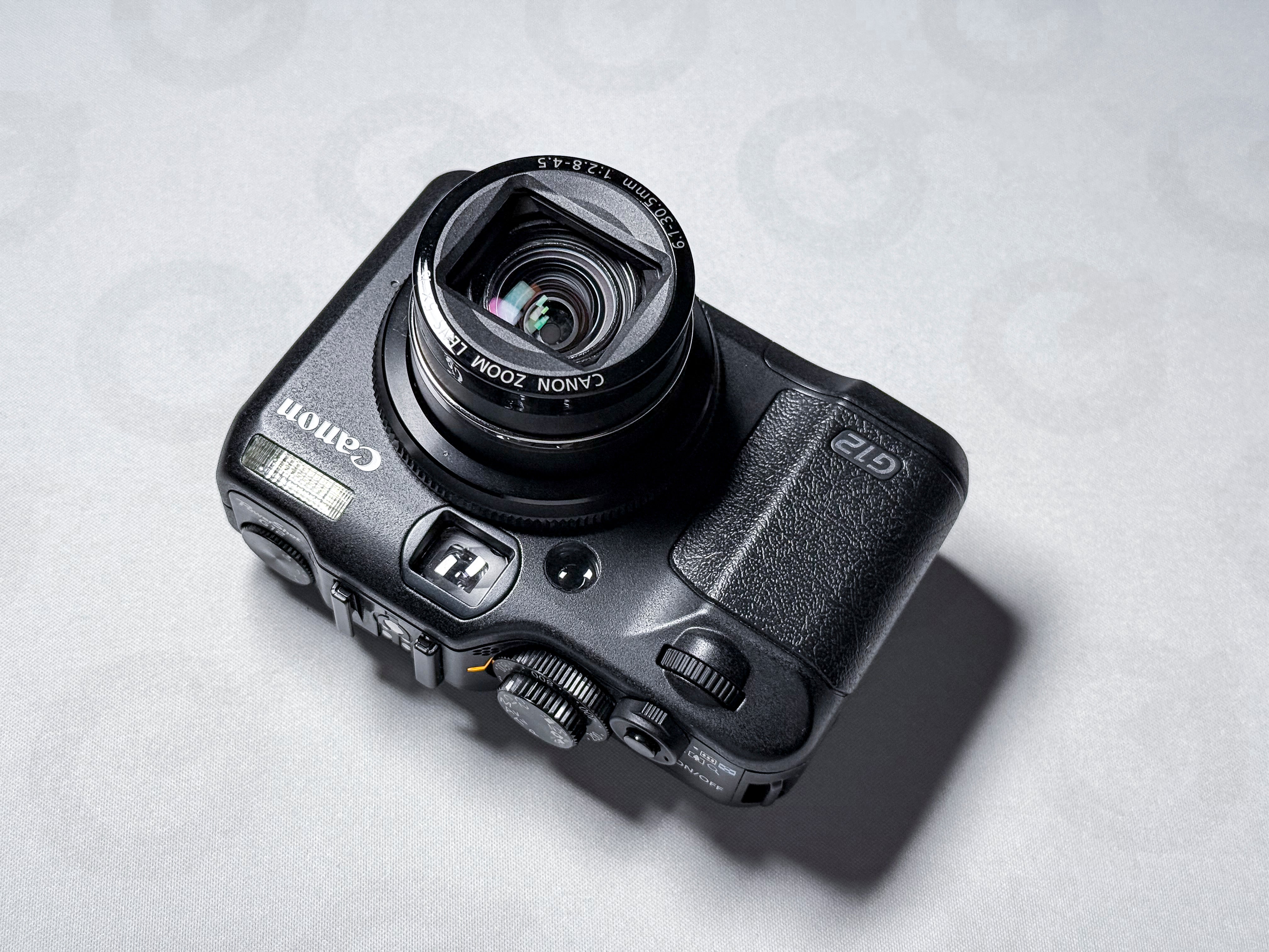 Canon Powershot G12 CCD Compact Camera - 1 Year Warranty, Mint with Case