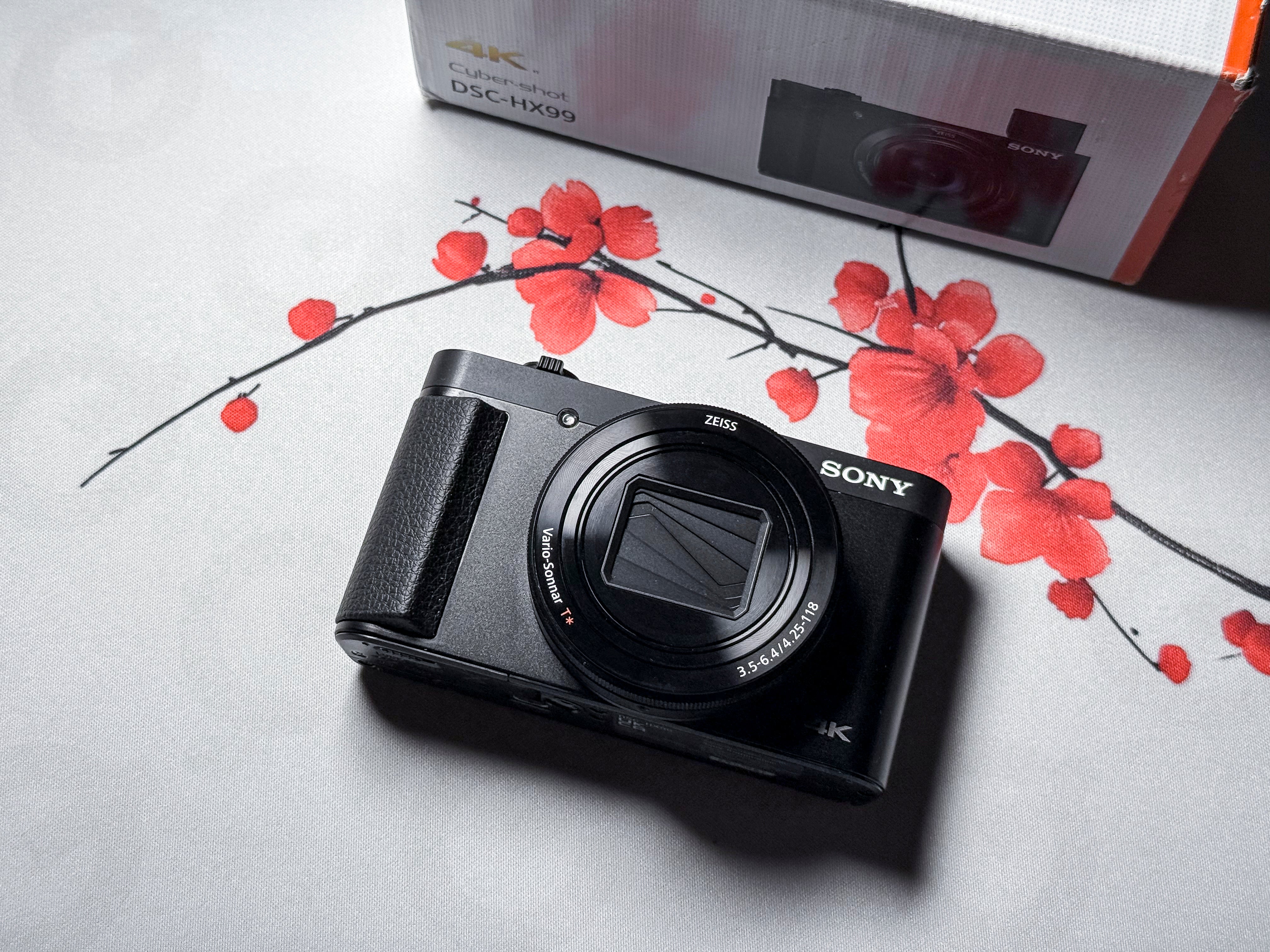 Sony Cyber-shot HX99 18.2 Mpx 4K 30X Zoom - 1 Year Warranty, Near Mint HX-99