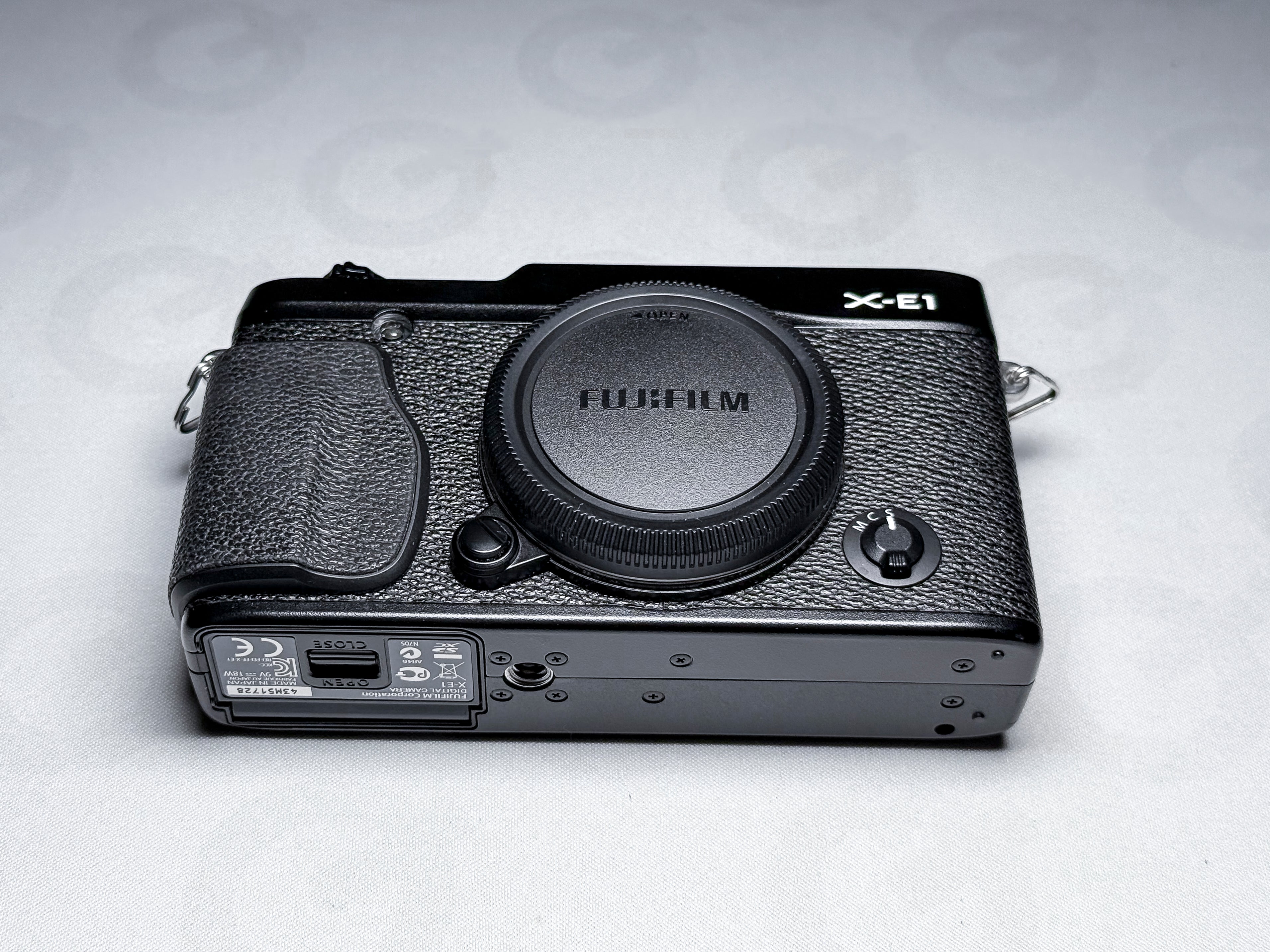 Corpo macchina fotografica mirrorless Fujifilm X-E1 - Garanzia di 1 anno, eccellente Fuji XE
