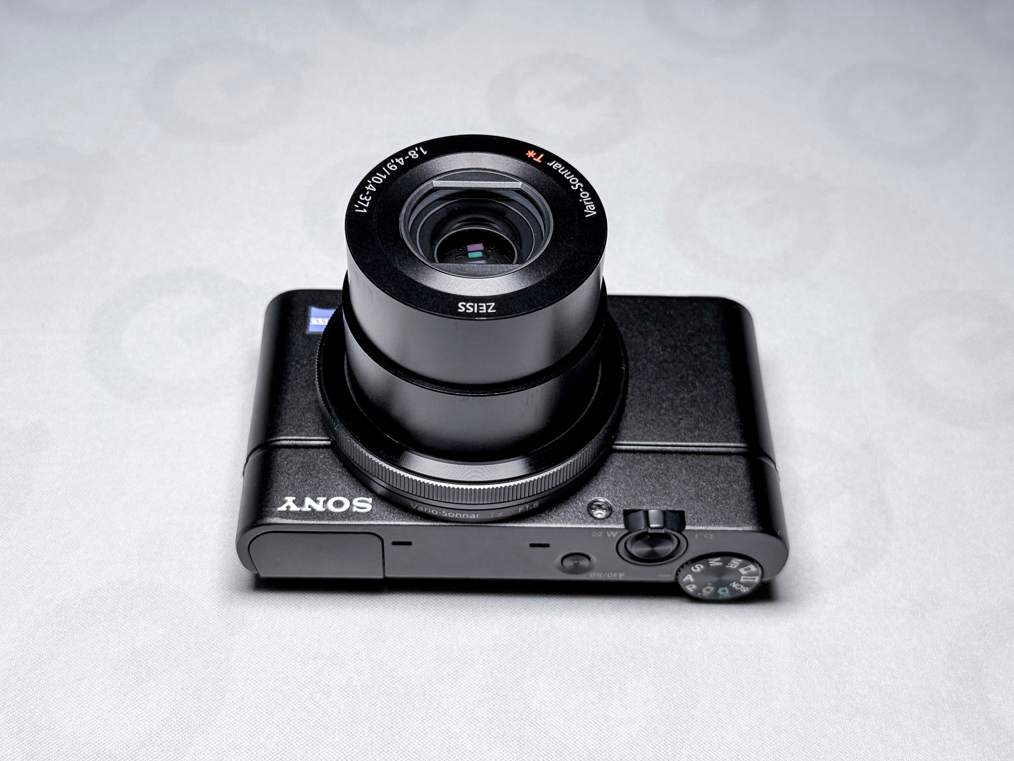 Sony RX100 Cyber-shot Digital Camera MINT - 1 Year Warranty RX 100 RX-100