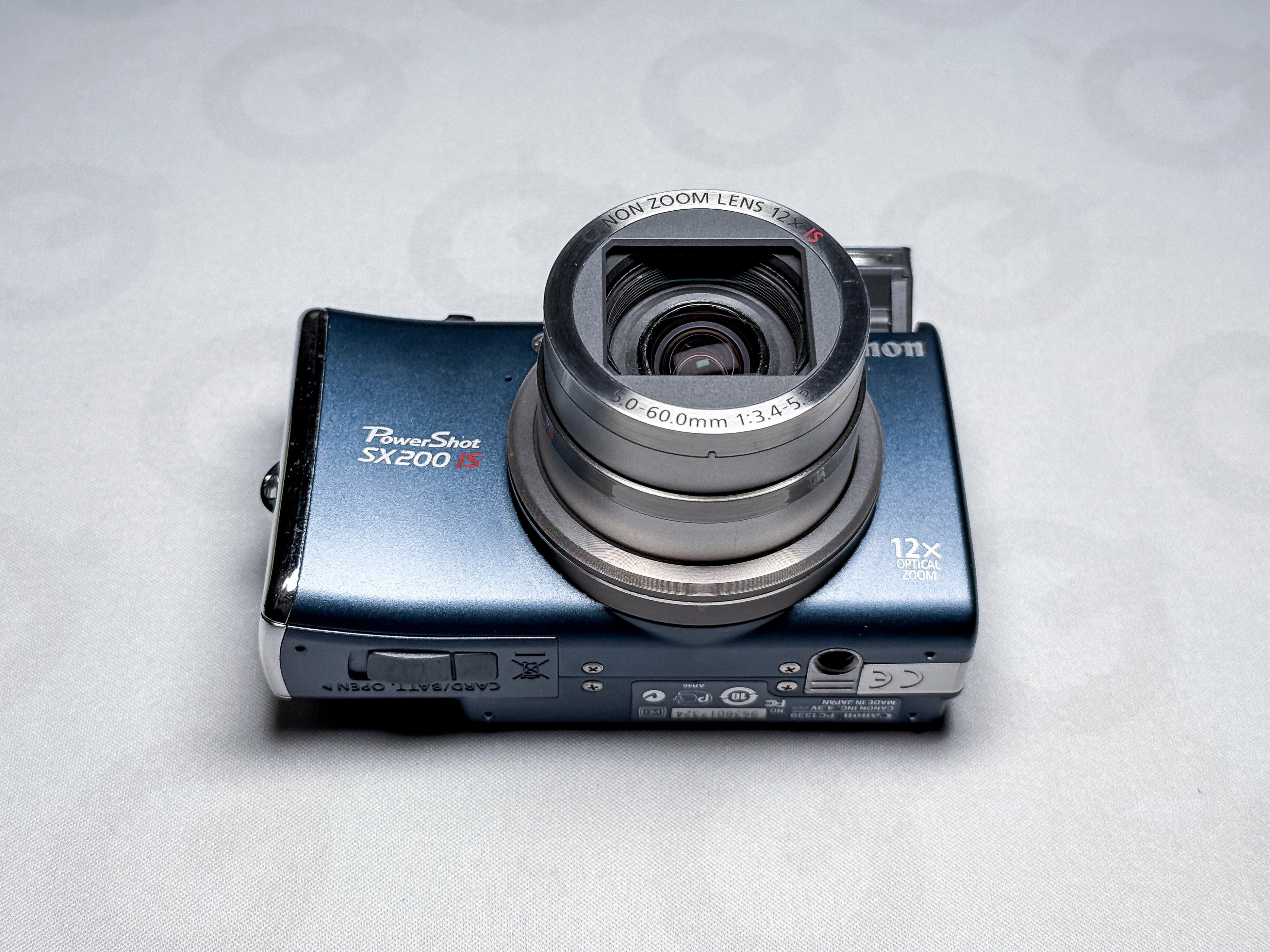 Canon SX200 IS CCD 12x Zoom Near Mint - 1 Year Warranty, Perfectly Working
