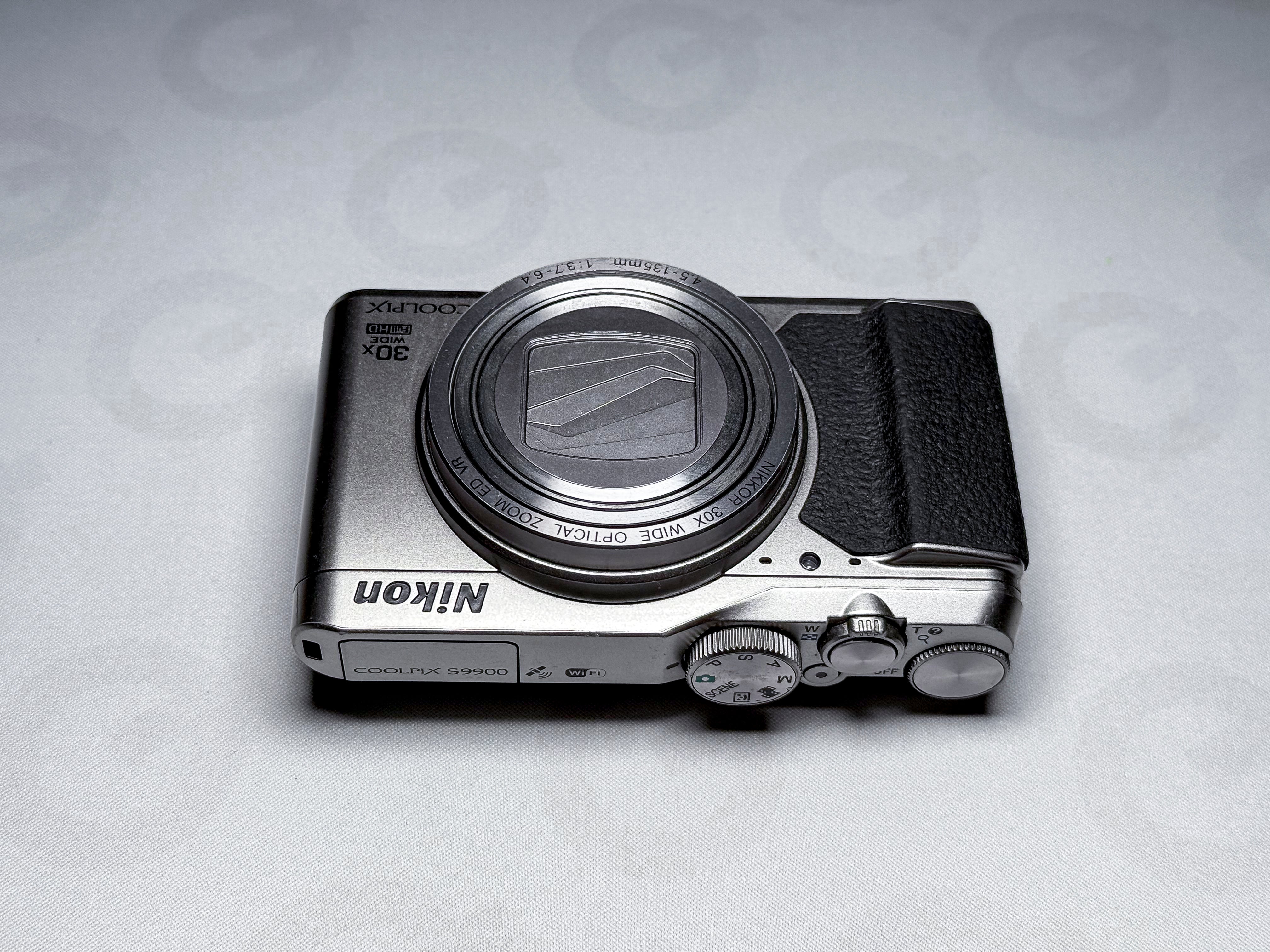 Nikon S9900 Coolpix 30x Zoom 16mpx - 1 Year Warranty, Perfectly Working
