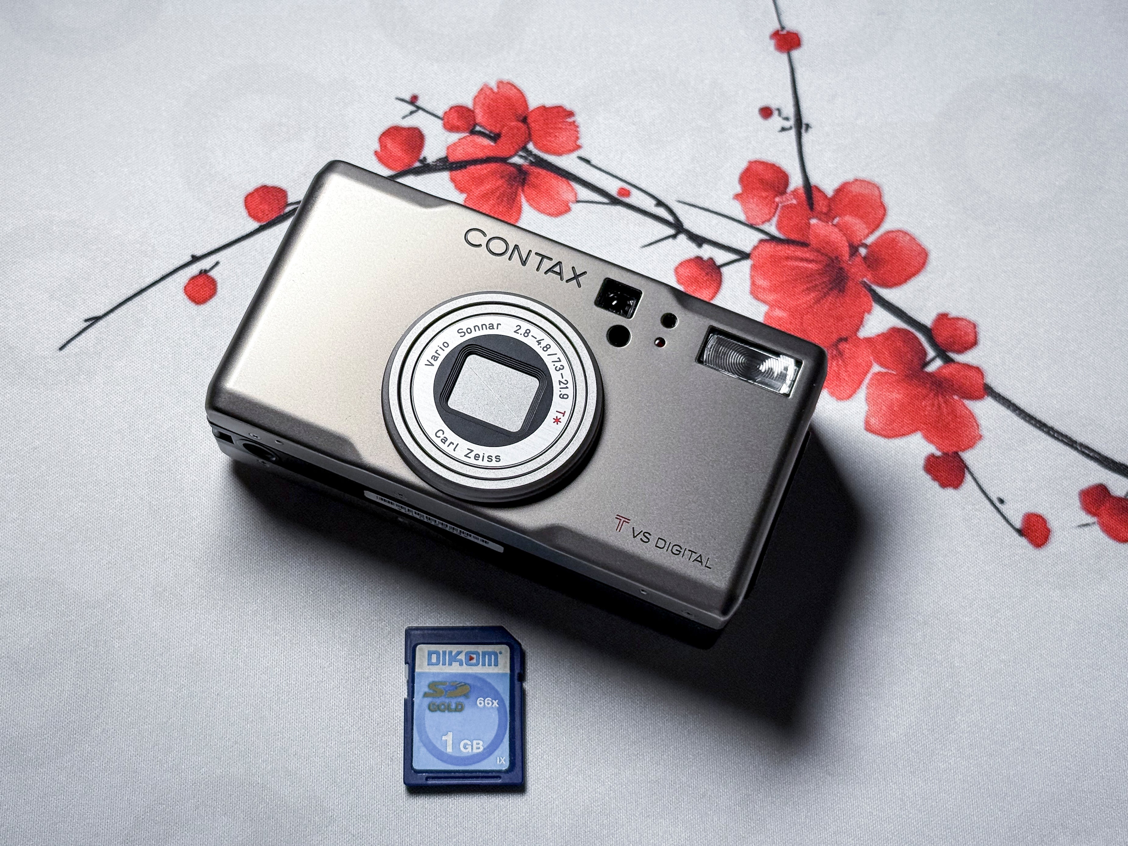 Contax Tvs Digital Mint Condition - 1 Year Warranty, Perfectly Working with SD