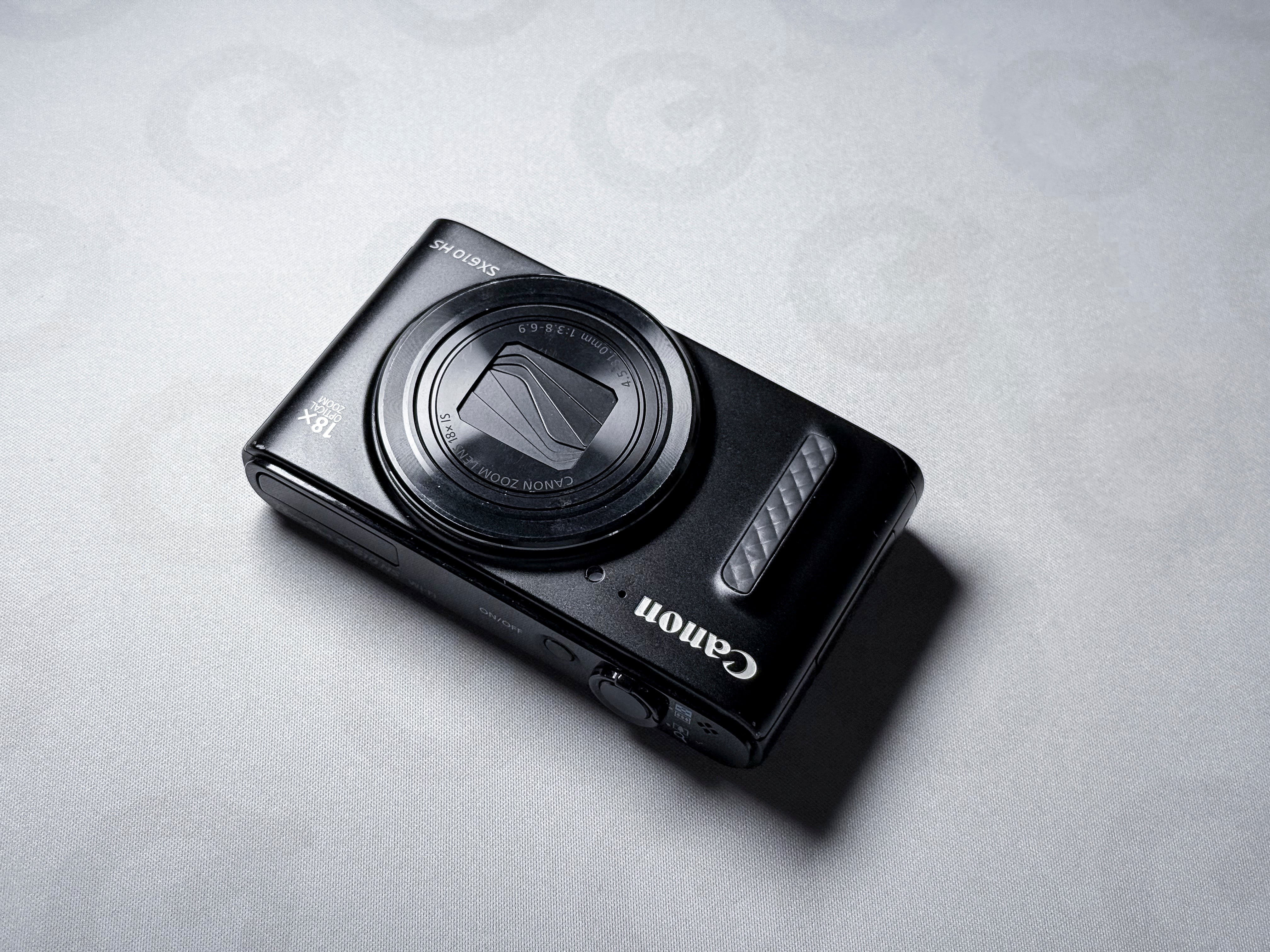 Canon SX610 HS Powershot 18x Zoom - 1 Year Warranty, Perfectly Working SX 610HS