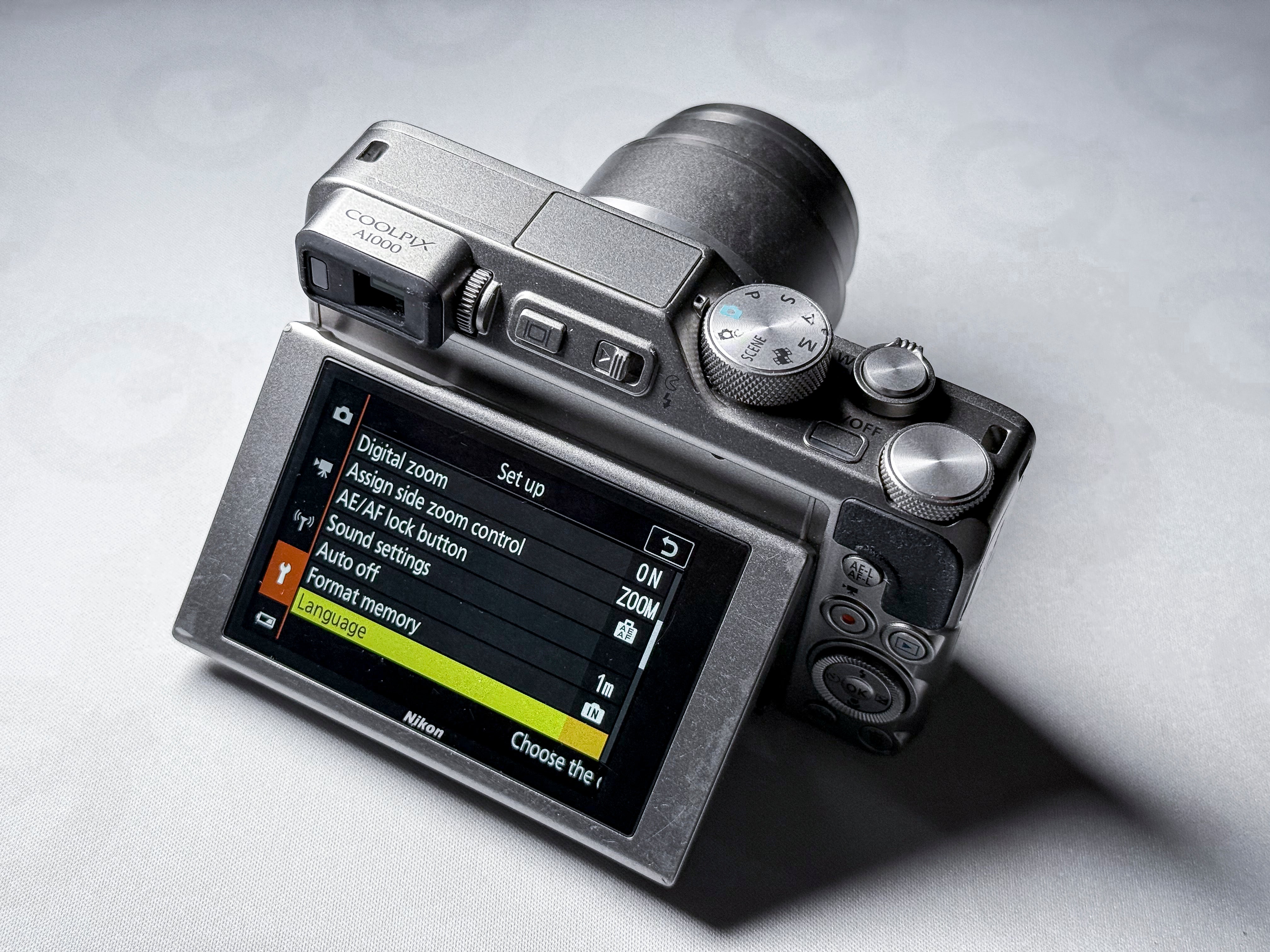 Nikon Coolpix A1000 35x Zoom Compact Camera - Warranty, Excellent