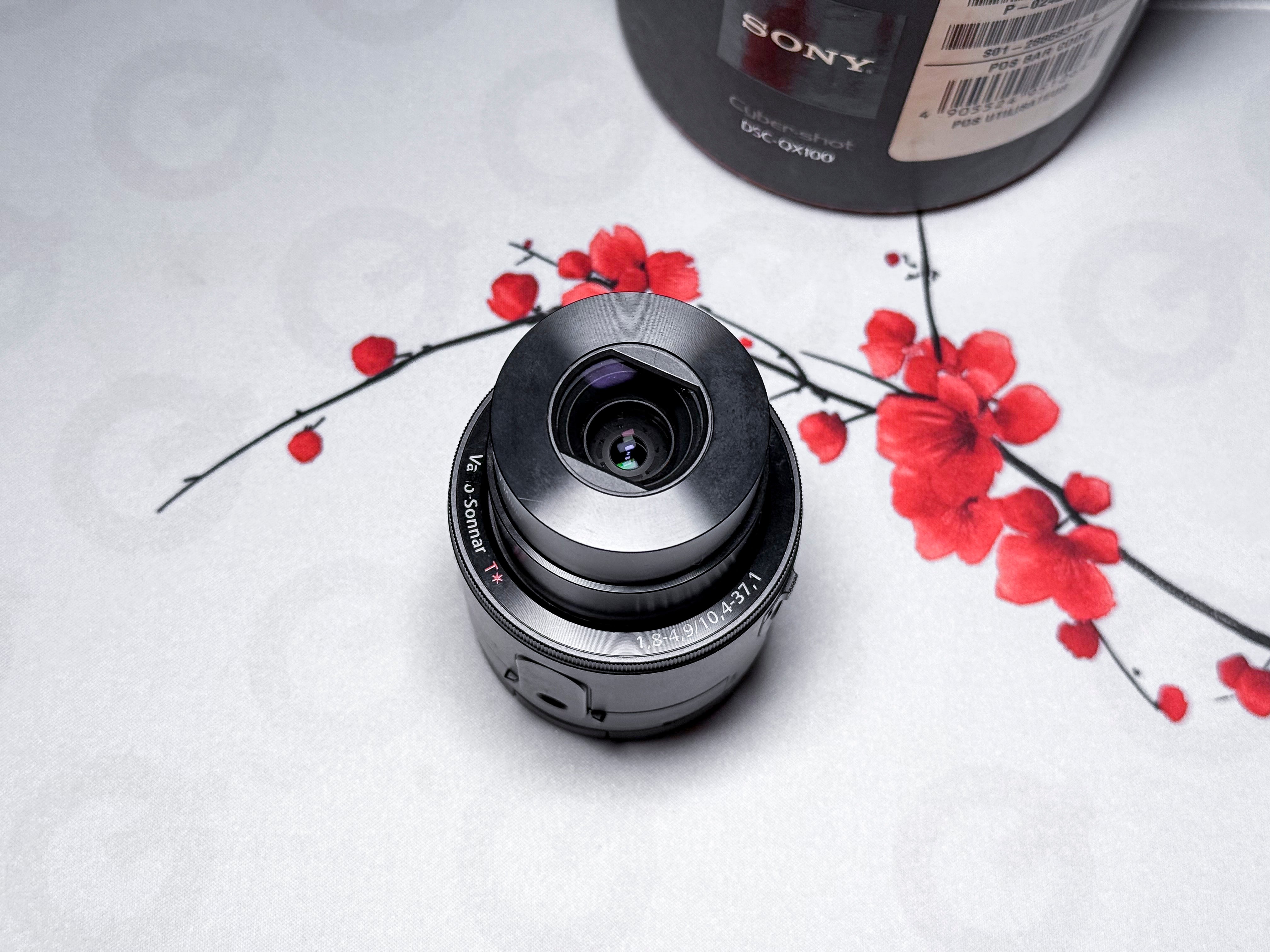 Sony QX100 Cyber-shot DSC-QX100 - 1 anno di garanzia, perfettamente funzionante