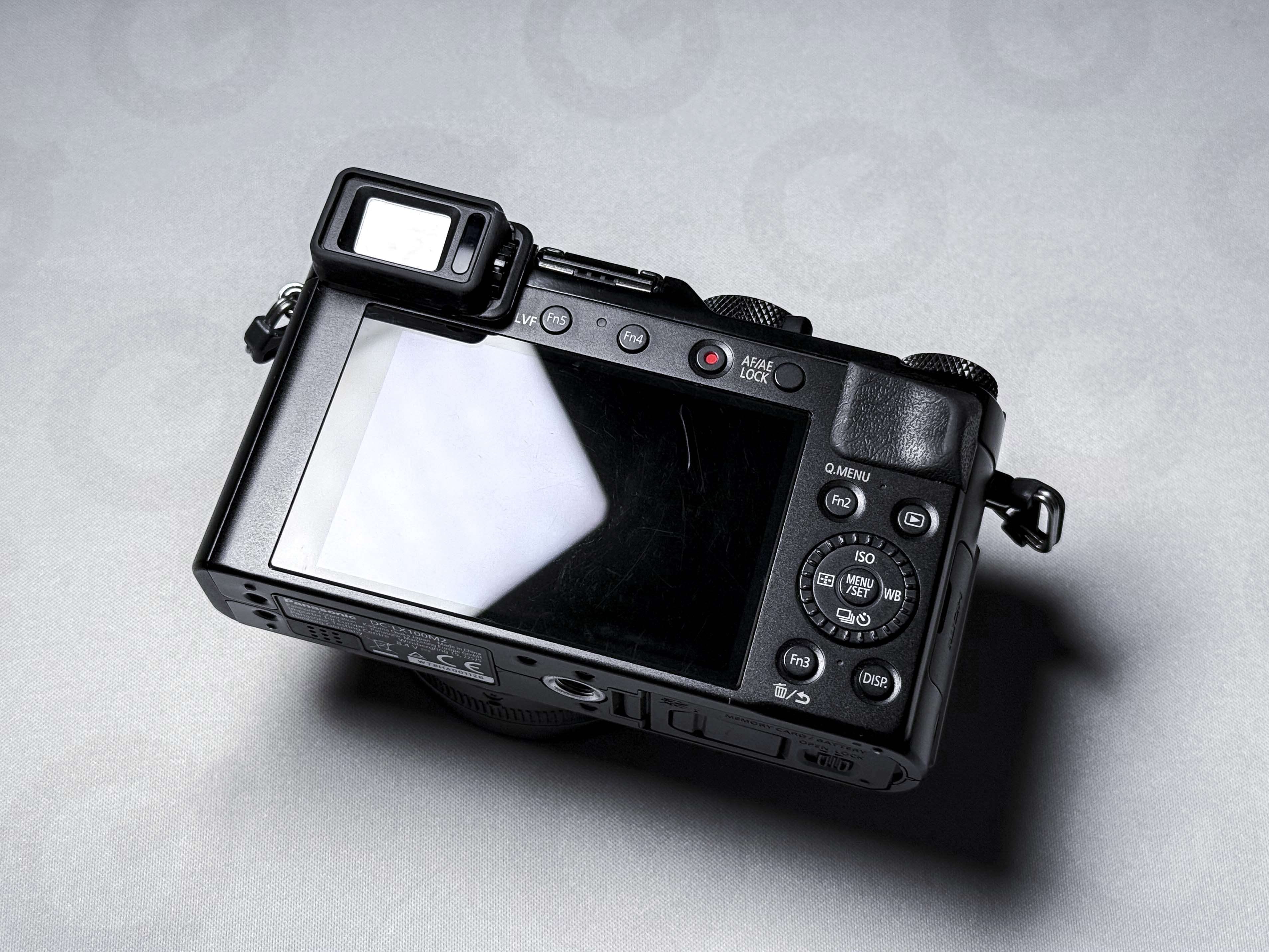 Panasonic Lumix LX100 II (uguale a Leica D-Lux 7) - 1 anno di garanzia, eccellente