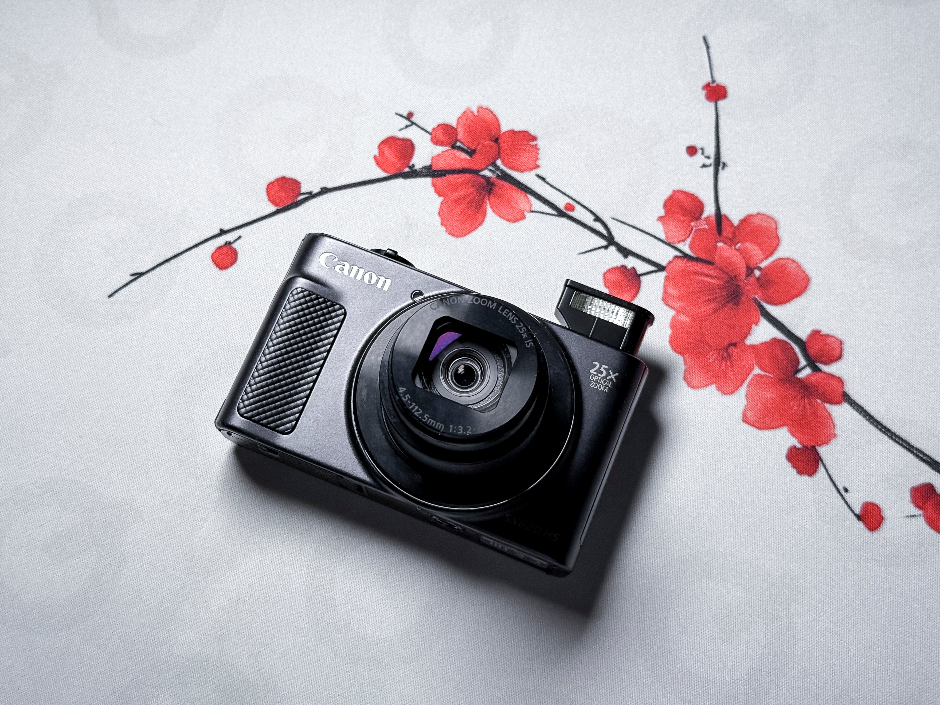 Canon SX620 HS 25x Zoom Compact Camera - 1 Year Warranty, Excellent