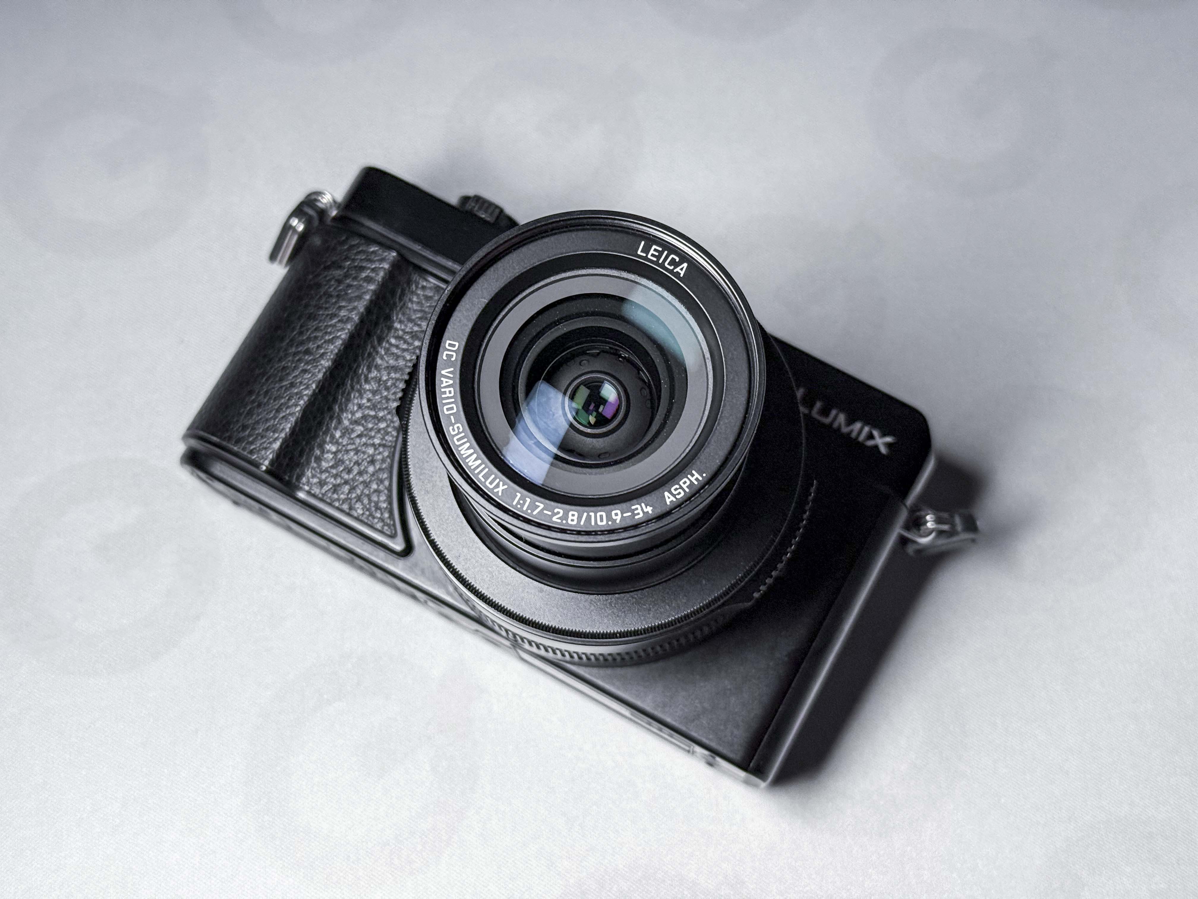 Panasonic Lumix LX100 II (uguale a Leica D-Lux 7) - 1 anno di garanzia, eccellente