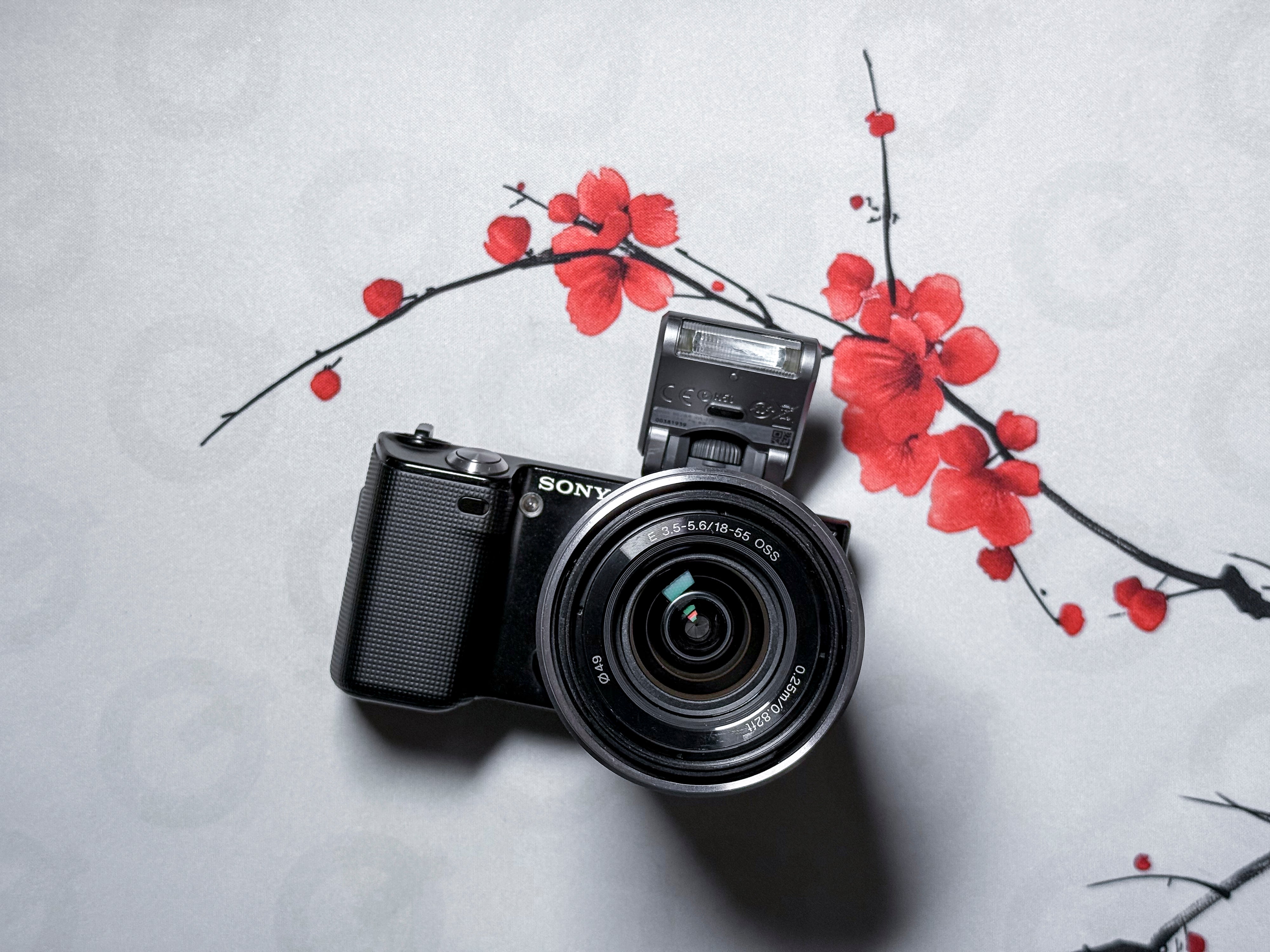 Sony Nex 5 Kit Mirrorless Alpha E-Mount - 1 Year Warranty, Perfectly Working