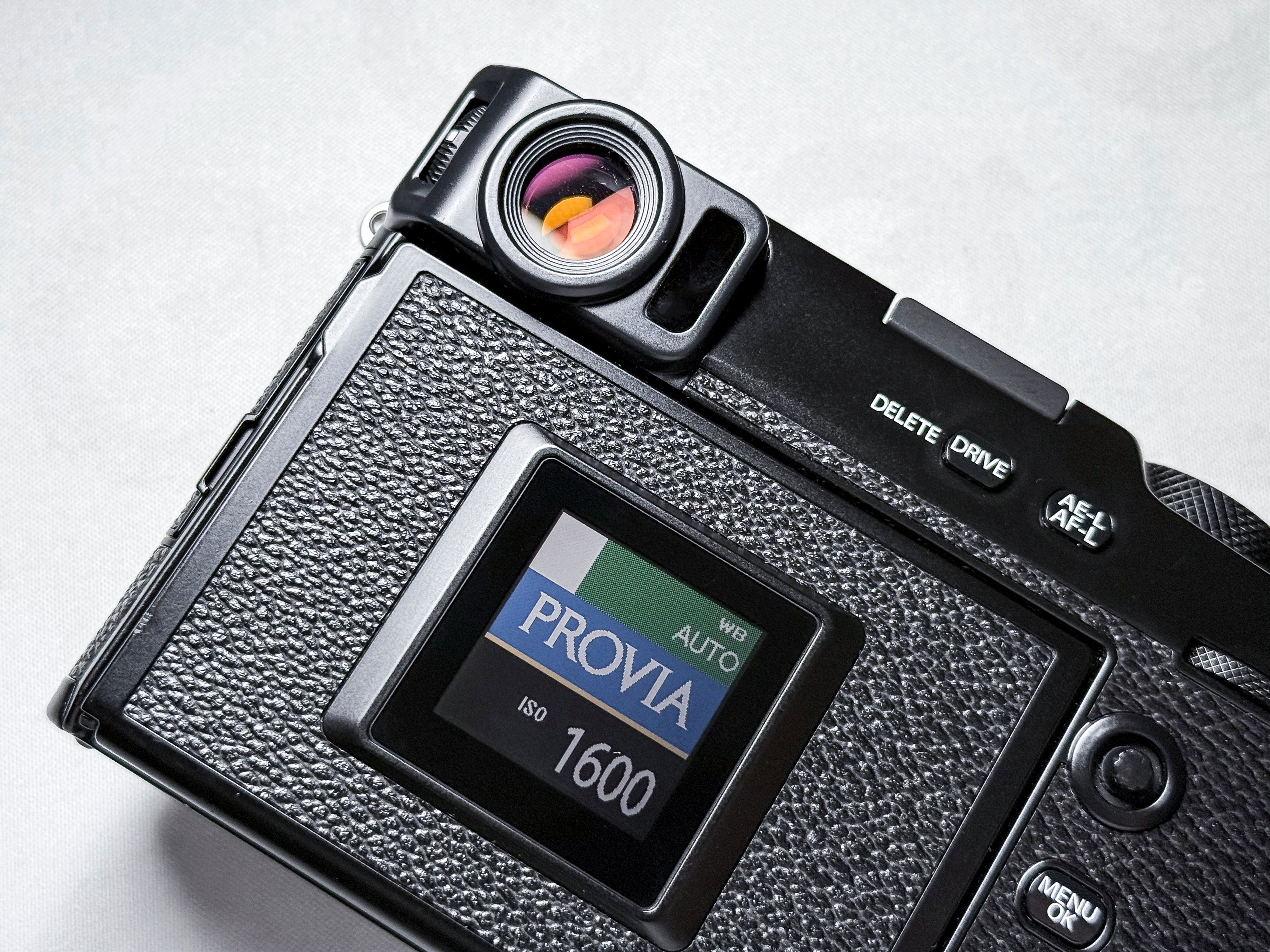 Fotocamera mirrorless Fujifilm X-Pro3: eccellente con 1 anno di garanzia