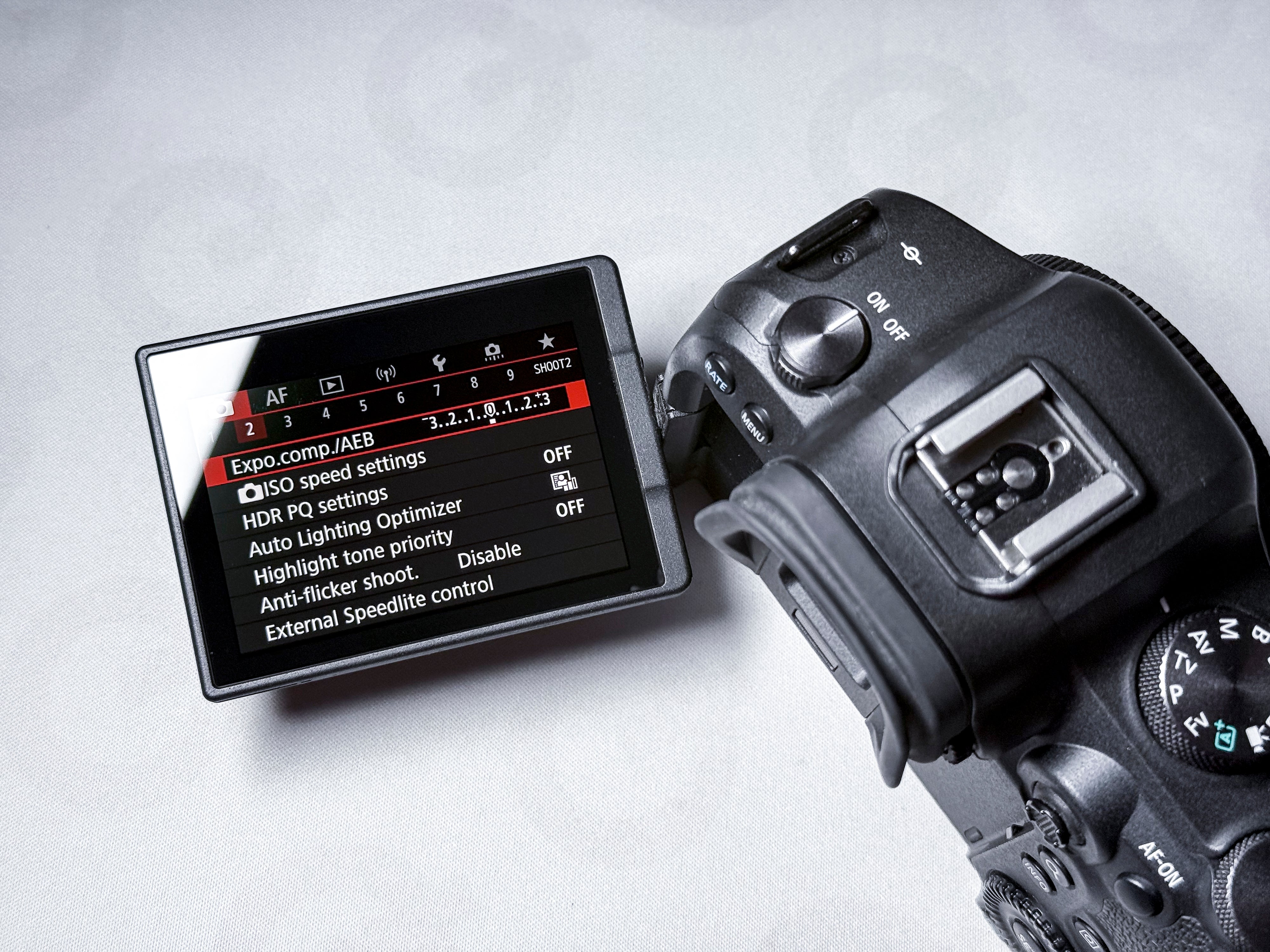 Canon EOS R6 Mirrorless Full Frame RF 20.1 Mpx - Working with sensor issue