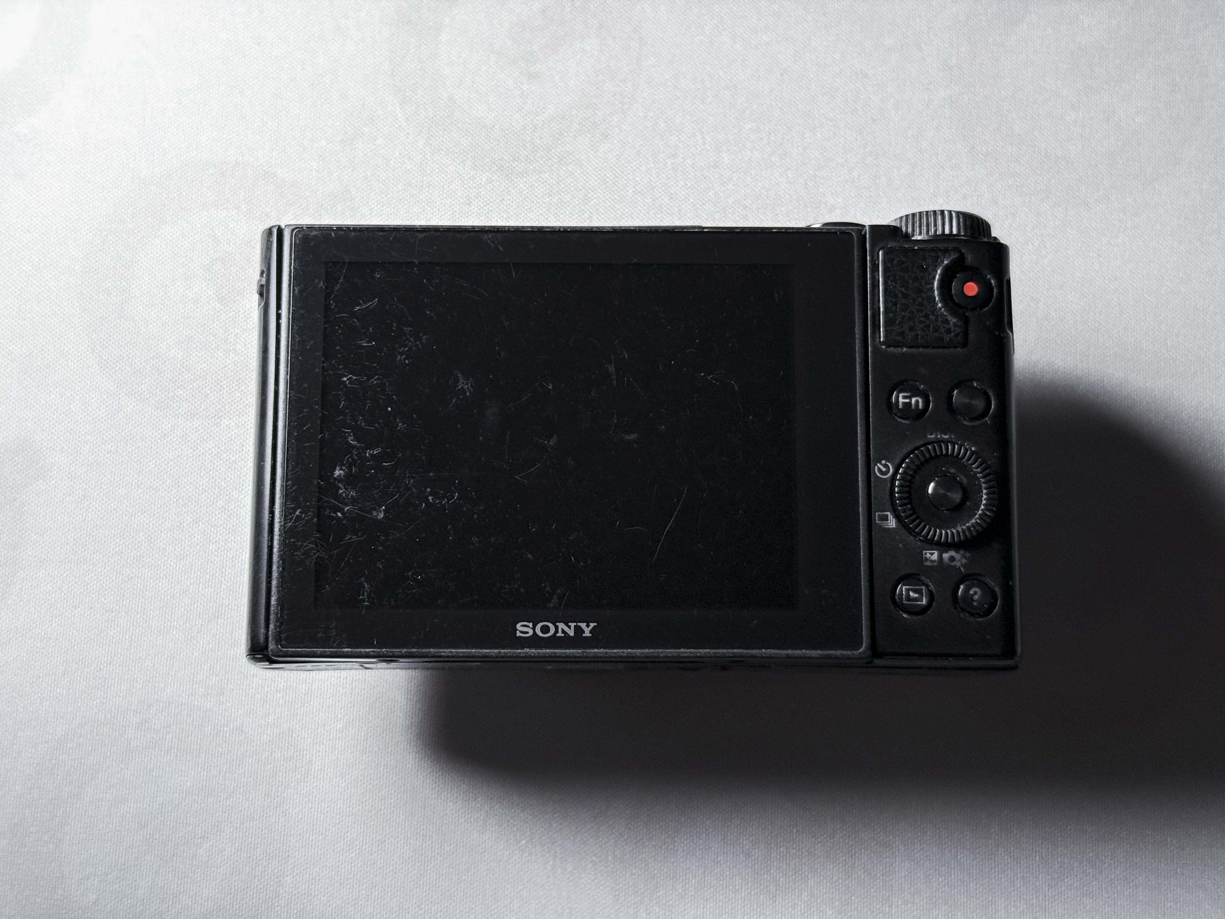 Sony HX90 Cyber-Shot 30x Compact Camera - Working except for the flash, read