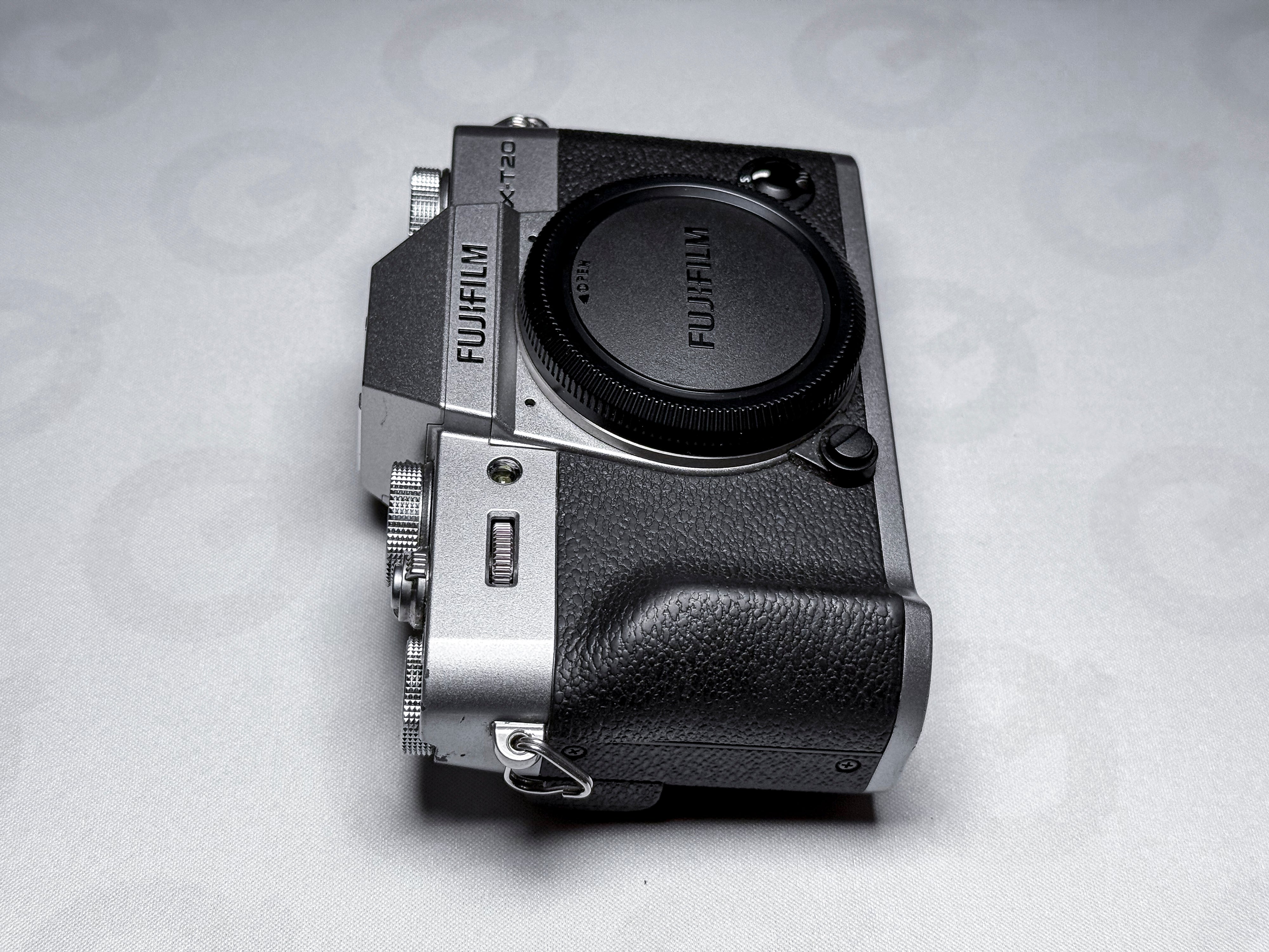 Fujifilm X-T20 Mirrorless APS-C 24,3 Mpx - 1 anno di garanzia, eccellente Fuji XT20