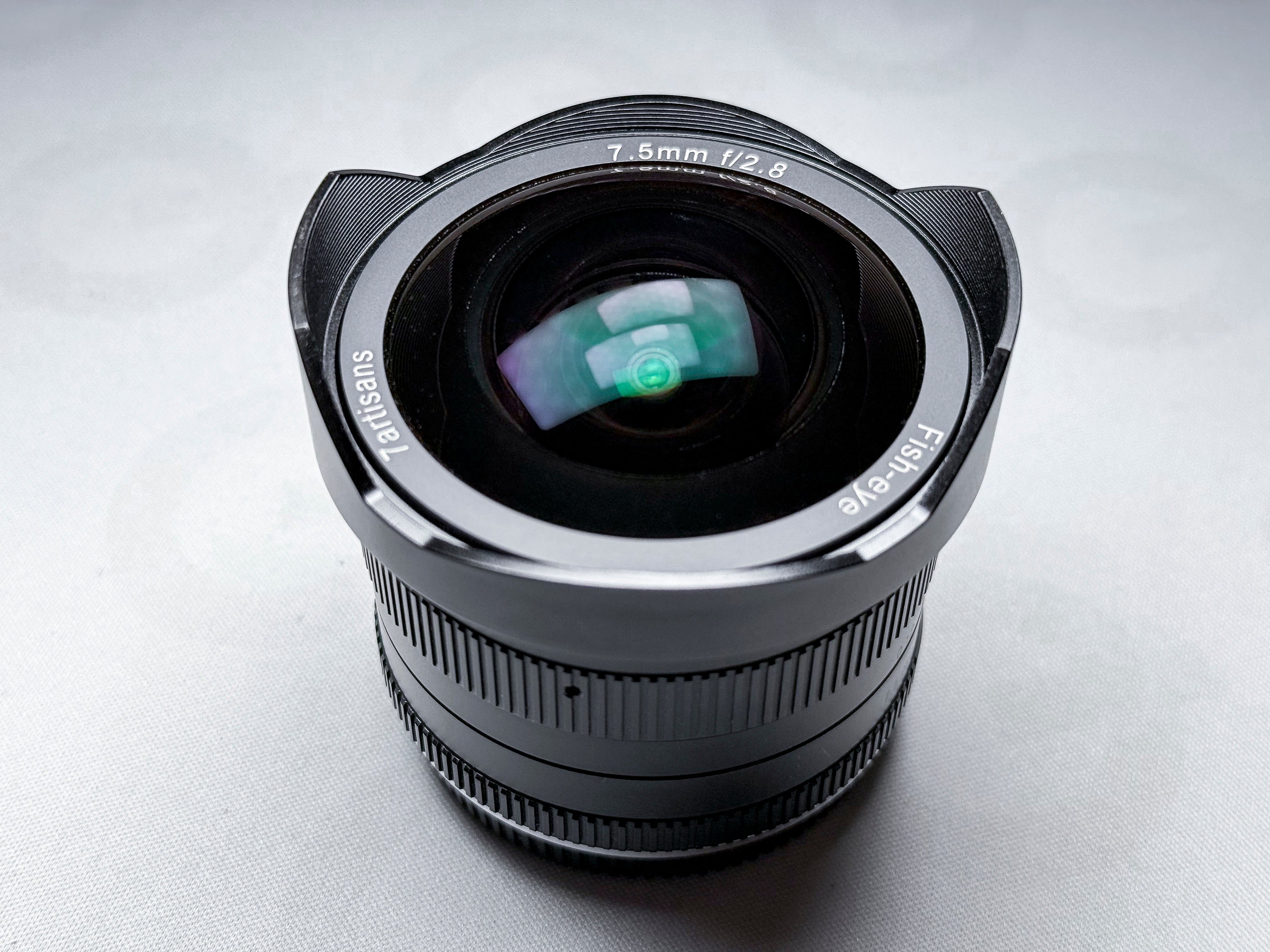 Fisheye 7,5 mm f/2,8 7Artisans per M43 Quattro Terzi - Garanzia di 1 anno, eccellente