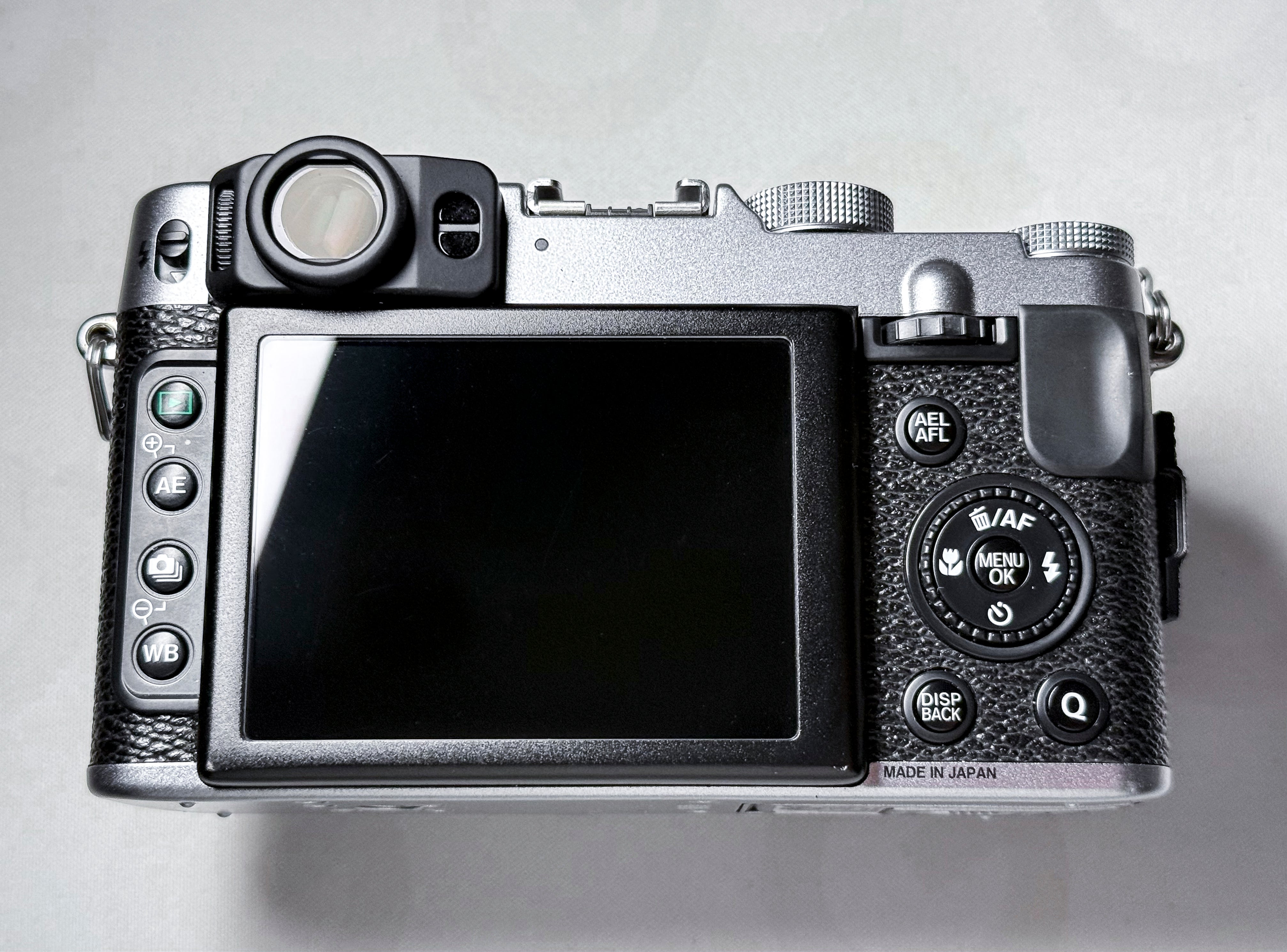 Fotocamera digitale Fujifilm X20 con custodia - Garanzia di 1 anno, eccellente