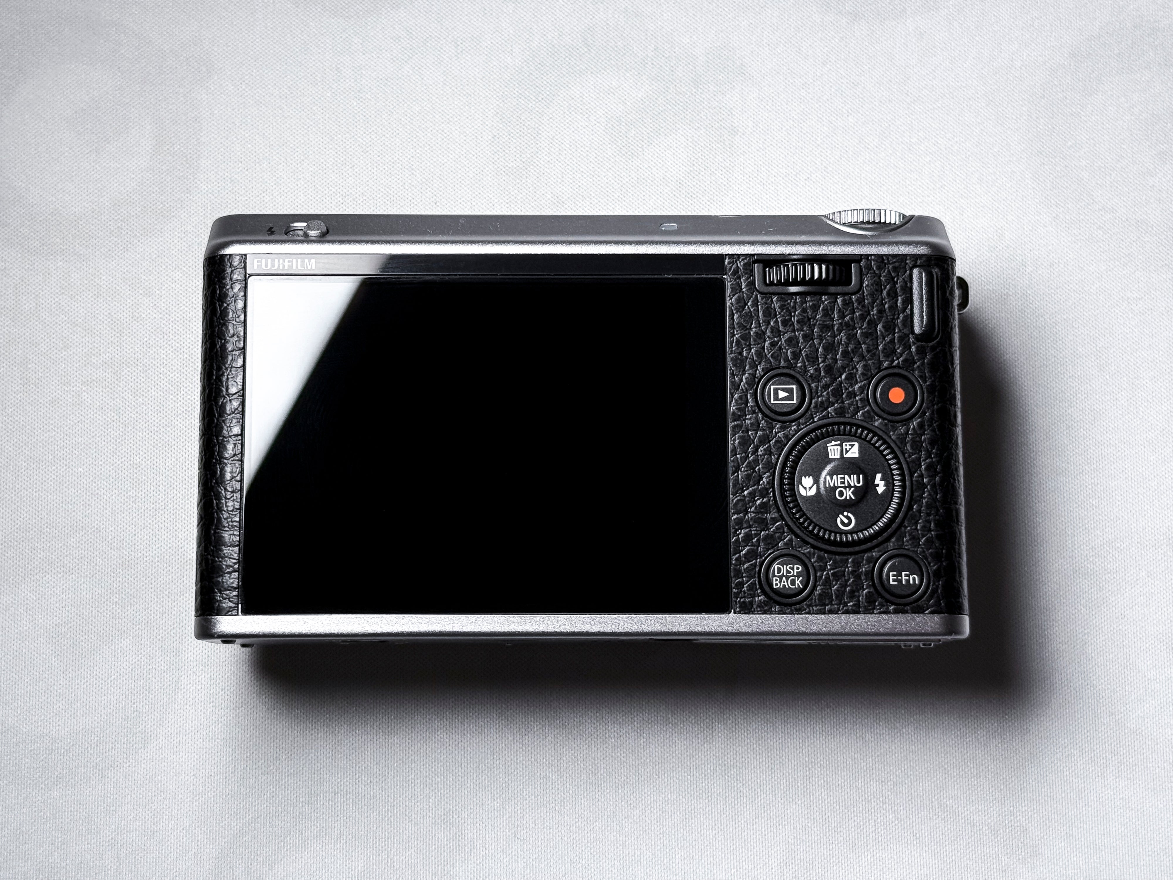 Rare Fujifilm XF1 Compact Camera- 1 Year Warranty, Near Mint, Excellent