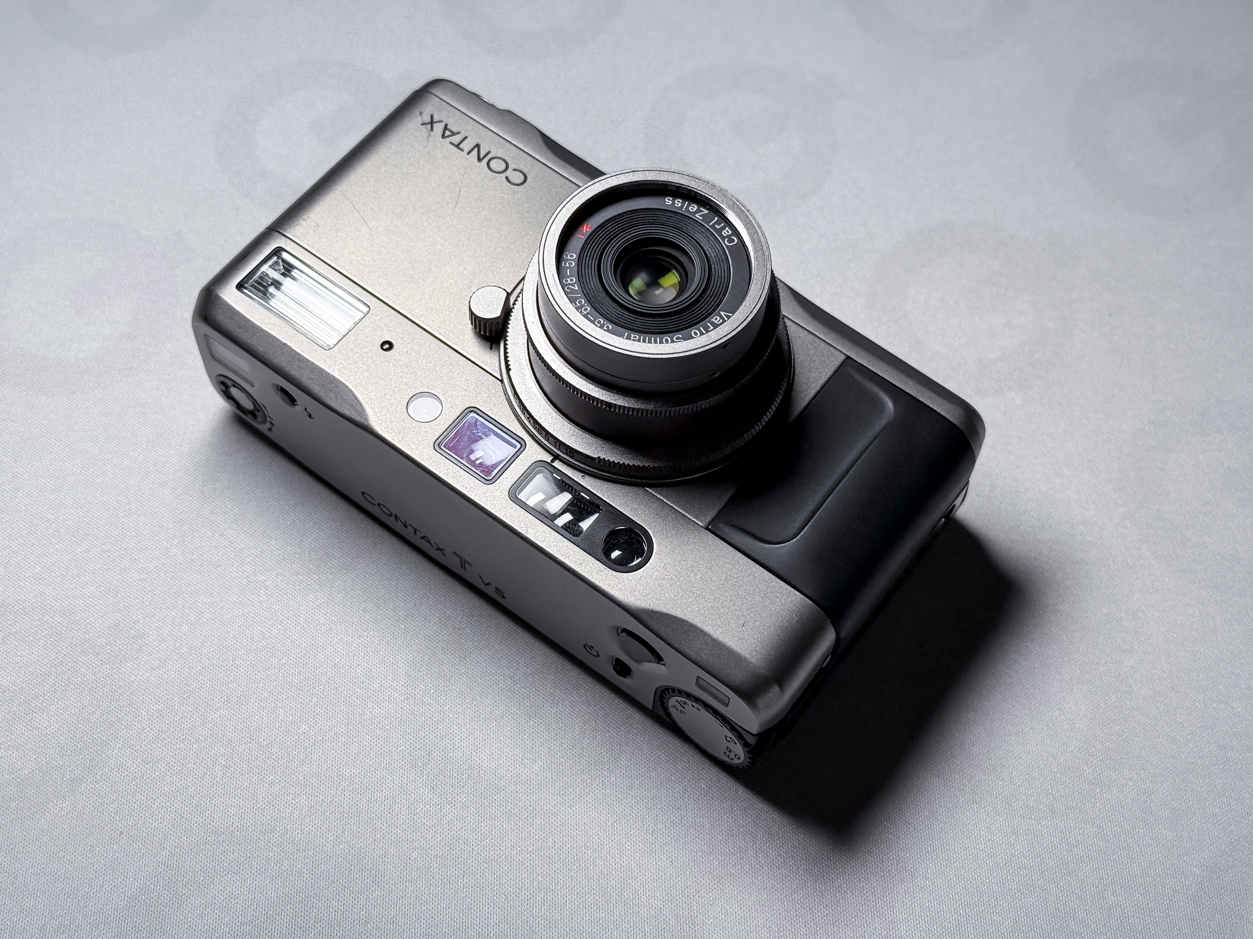 Contax Tvs 35mm Compact Film Camera - For parts or repair, faulty T vs