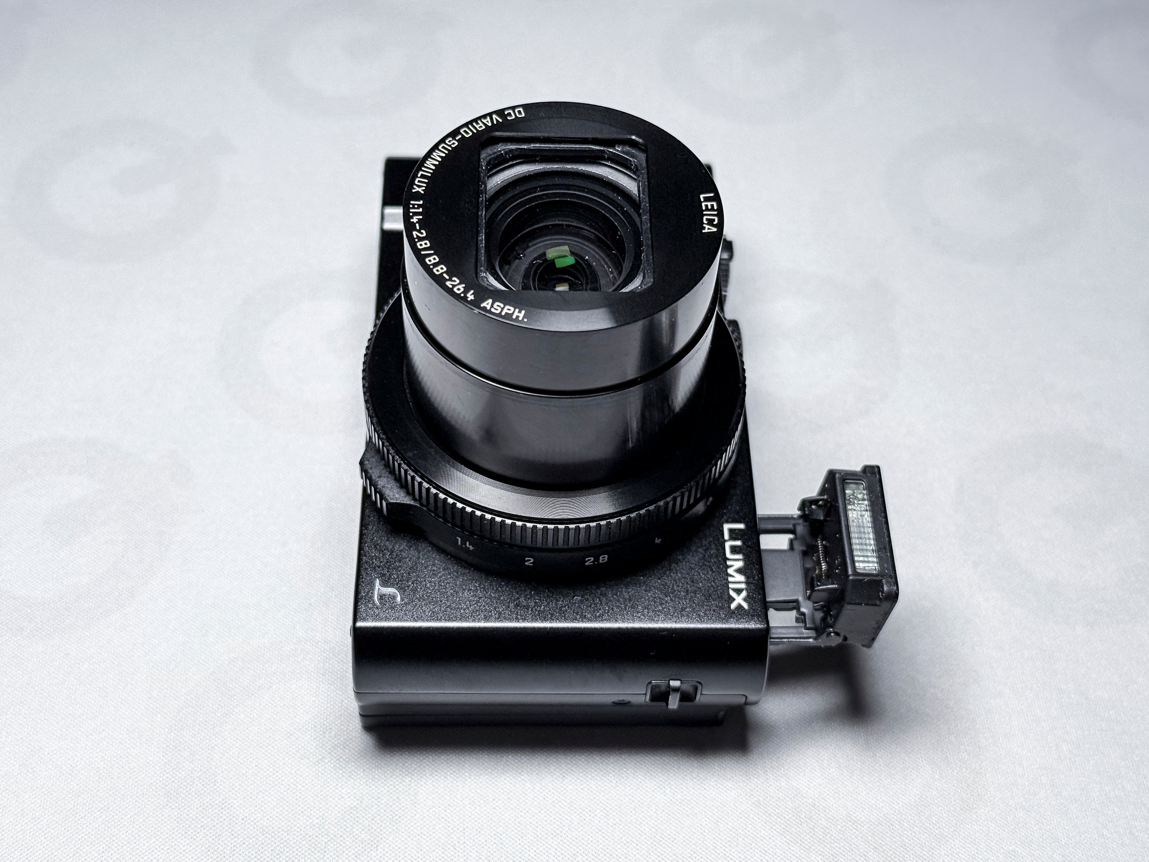 Panasonic Lumix LX15 LX10 with Leica Summilux 4K - Warranty, Excellent Condition