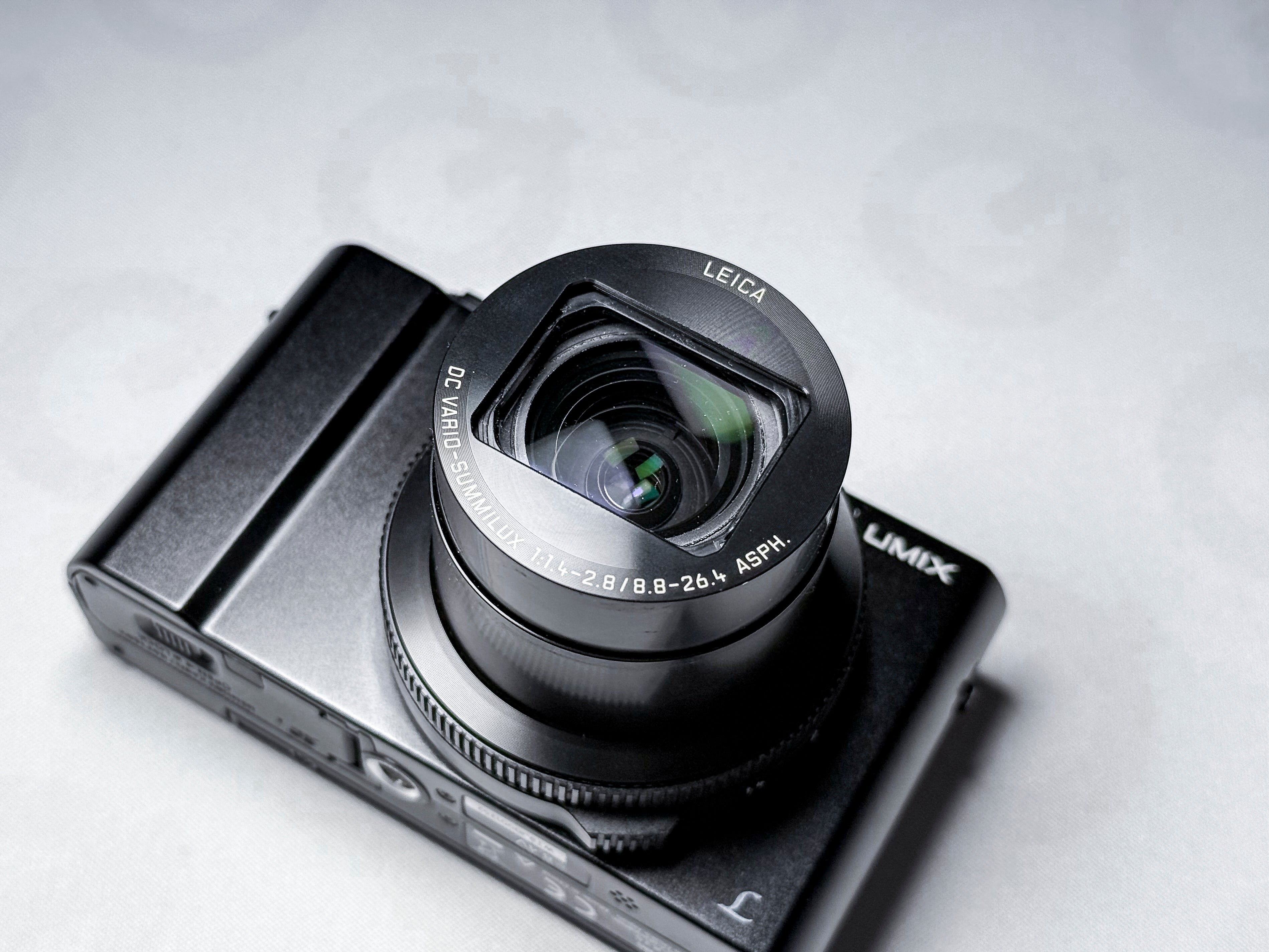 Panasonic Lumix LX15 LX10 with Leica Summilux 4K - Warranty, Excellent Condition