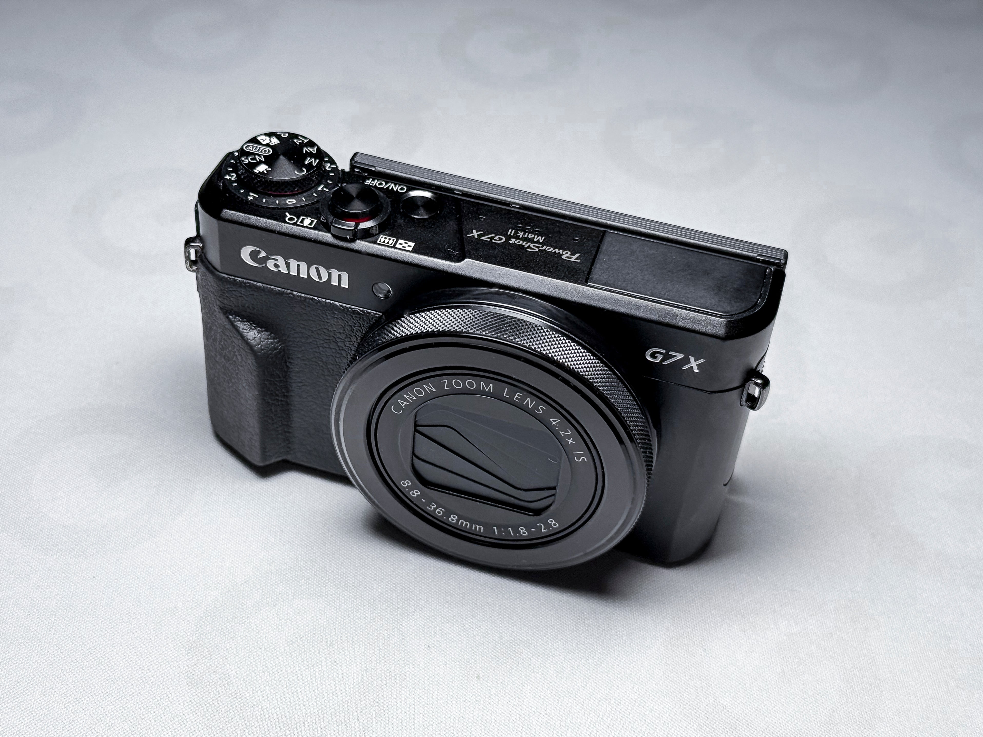 Canon Powershot G7X Mark ii 2 Compact Camera - 1 Year Warranty, Excellent