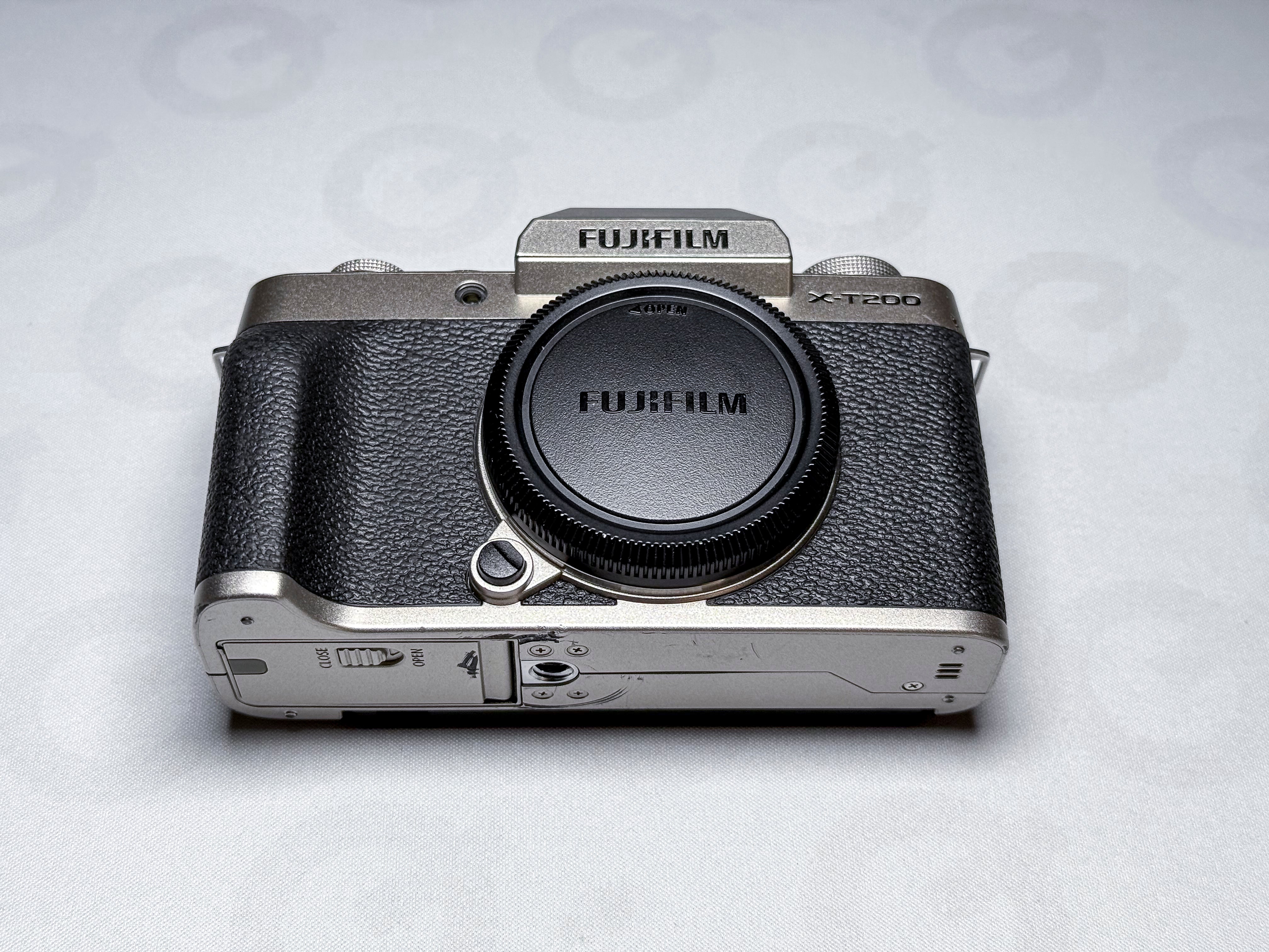 Fujifilm X-T200 APS-C Mirrorless - 1 Year Warranty, Perfectly Working Fuji XT200