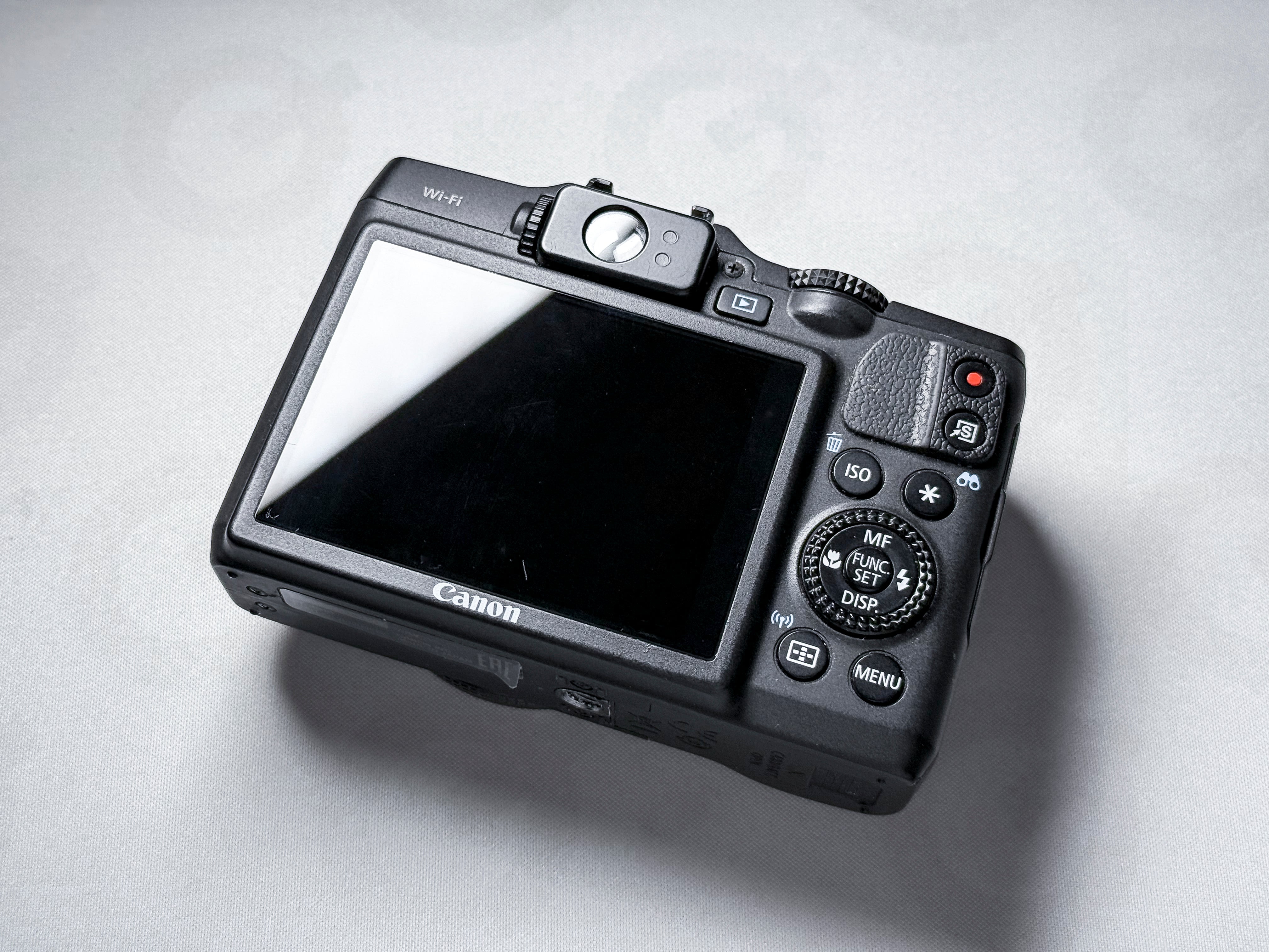 Canon G16 Powershot + WP-DC52 Waterproof Case 5x Zoom - 1 Year Warranty