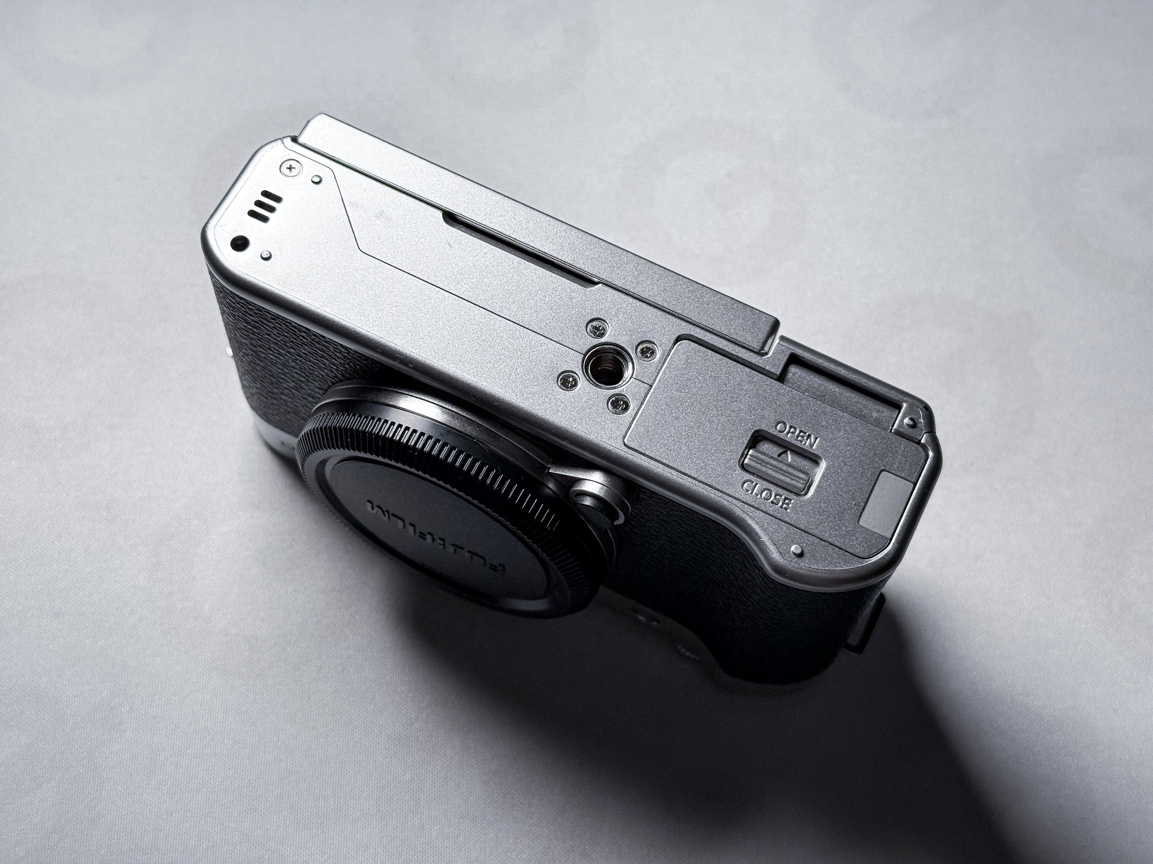 Fujifilm X-A10 Mirrorless APS-C Fuji XA10 - 1 Year Warranty, Perfectly Working