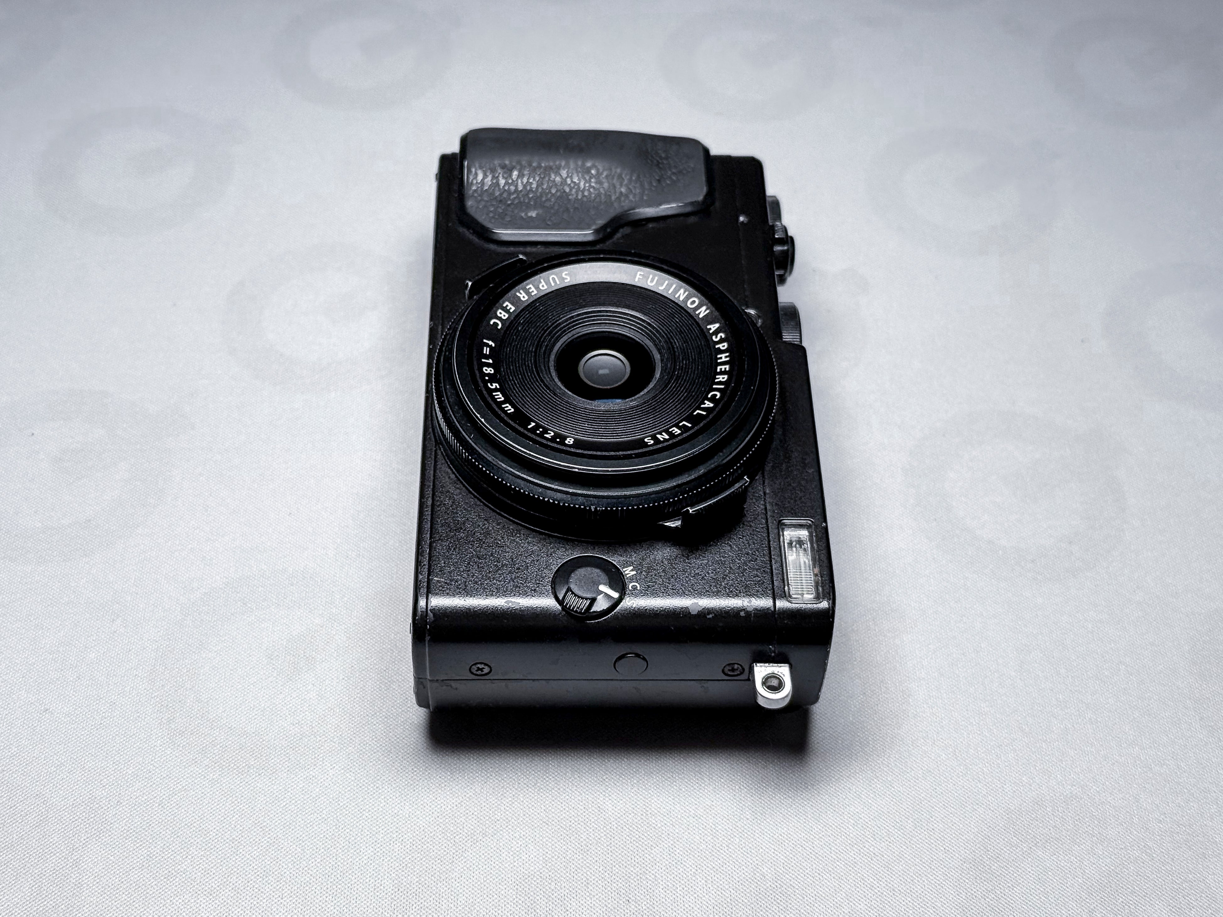 Fujifilm X70 APS-C 4x Zoom - 1 Year Warranty, Perfectly Working Fuji X-70