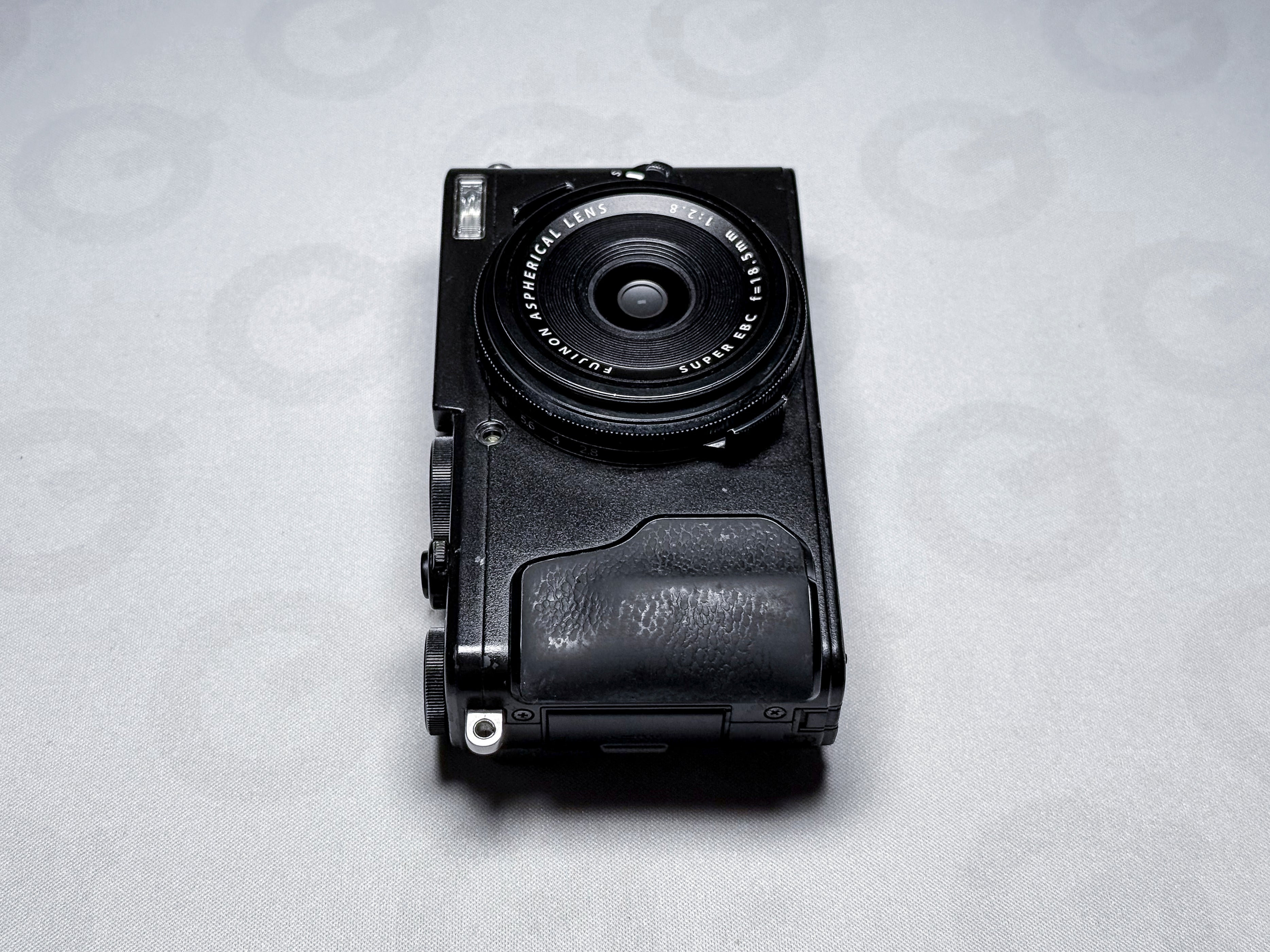 Fujifilm X70 APS-C 4x Zoom - 1 Year Warranty, Perfectly Working Fuji X-70