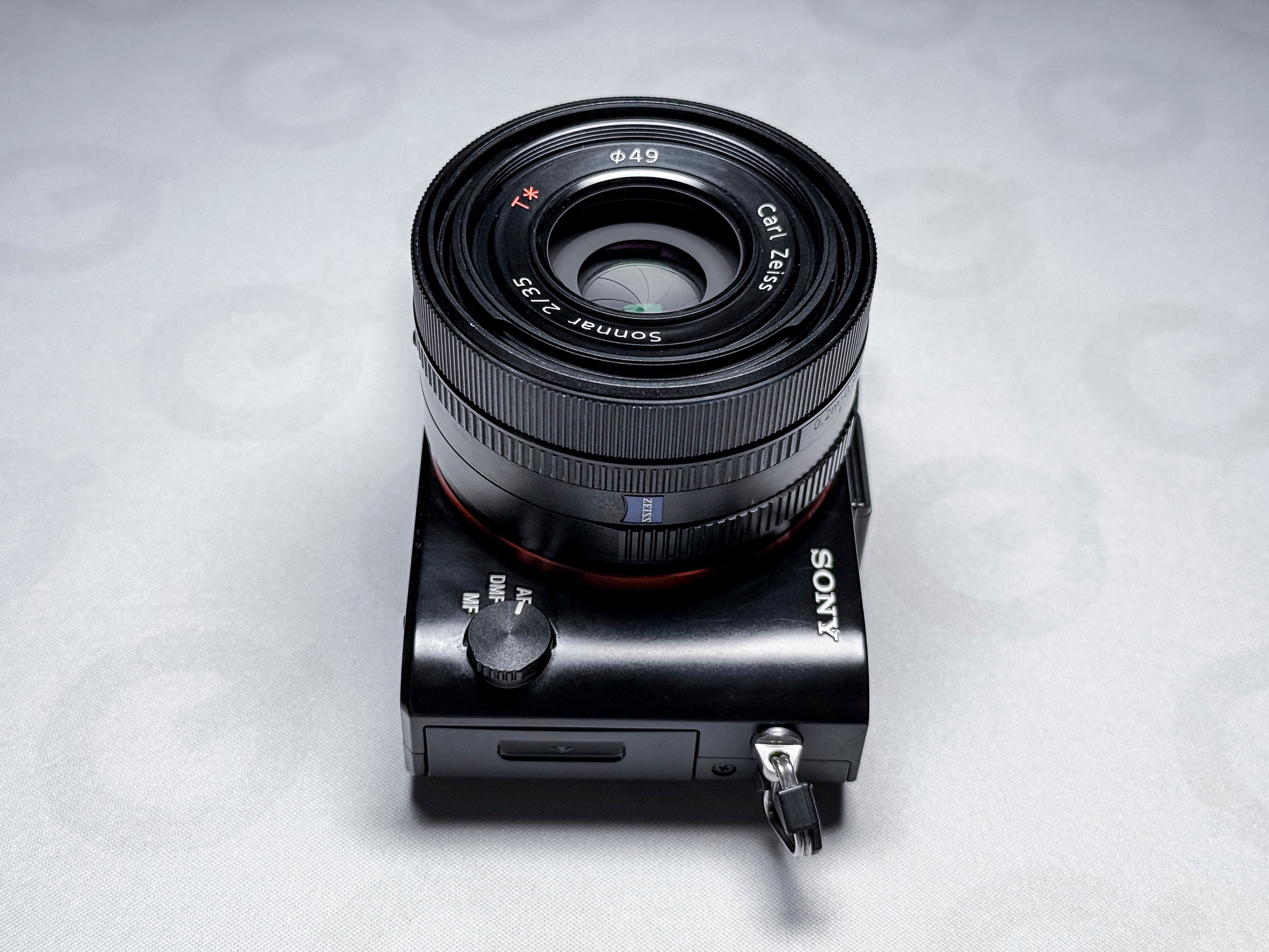 Sony RX1 Full Frame 35mm Zeiss Sonnar - 1 Year Warranty, Excellent
