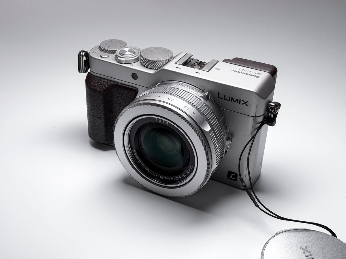 Panasonic Lumix LX100 Leica Lens - 1 Year Warranty, Excellent