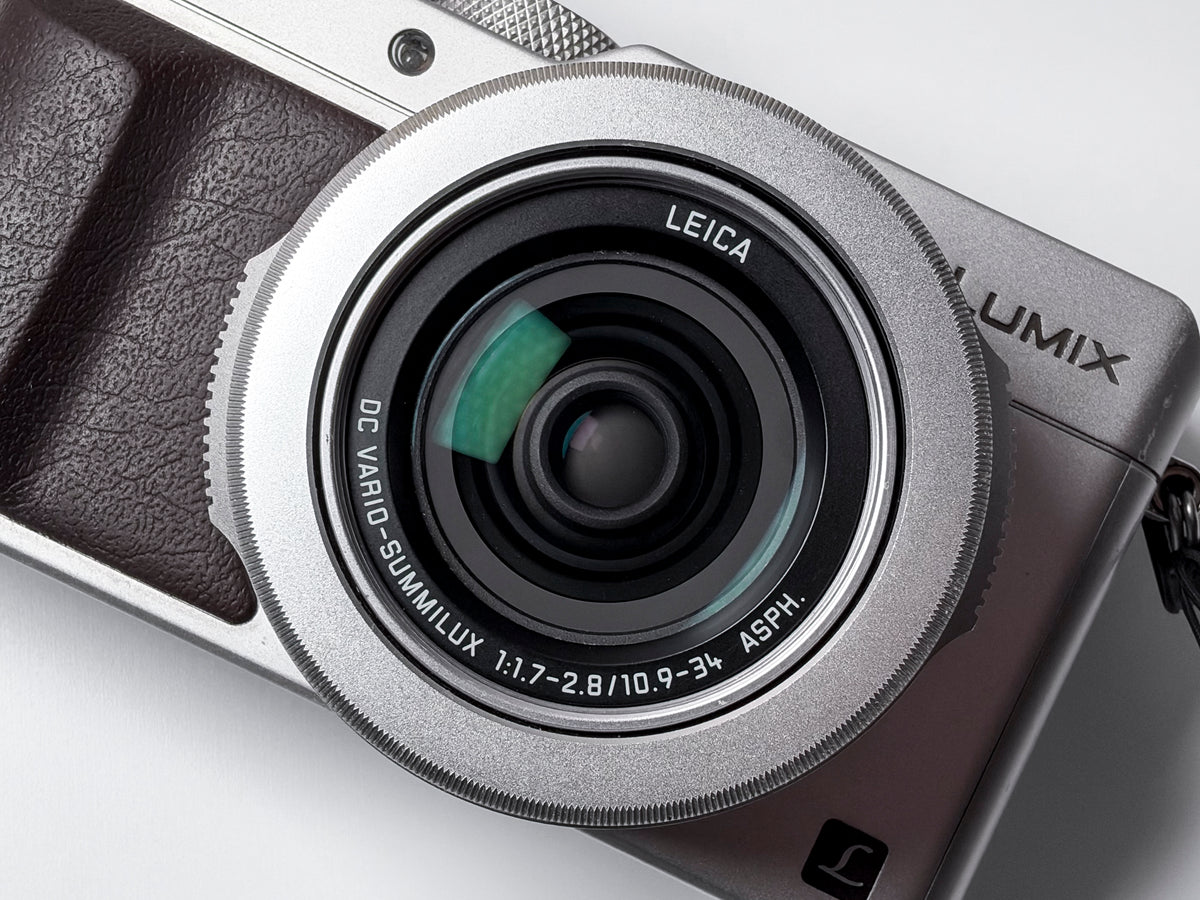 Panasonic Lumix LX100 Leica Lens - 1 Year Warranty, Excellent