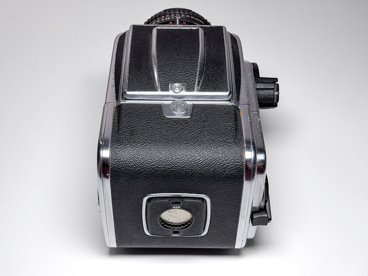 Hasselblad 500 CM C/M + Zeiss 80mm Planar T* - Medium Format, Perfectly Working