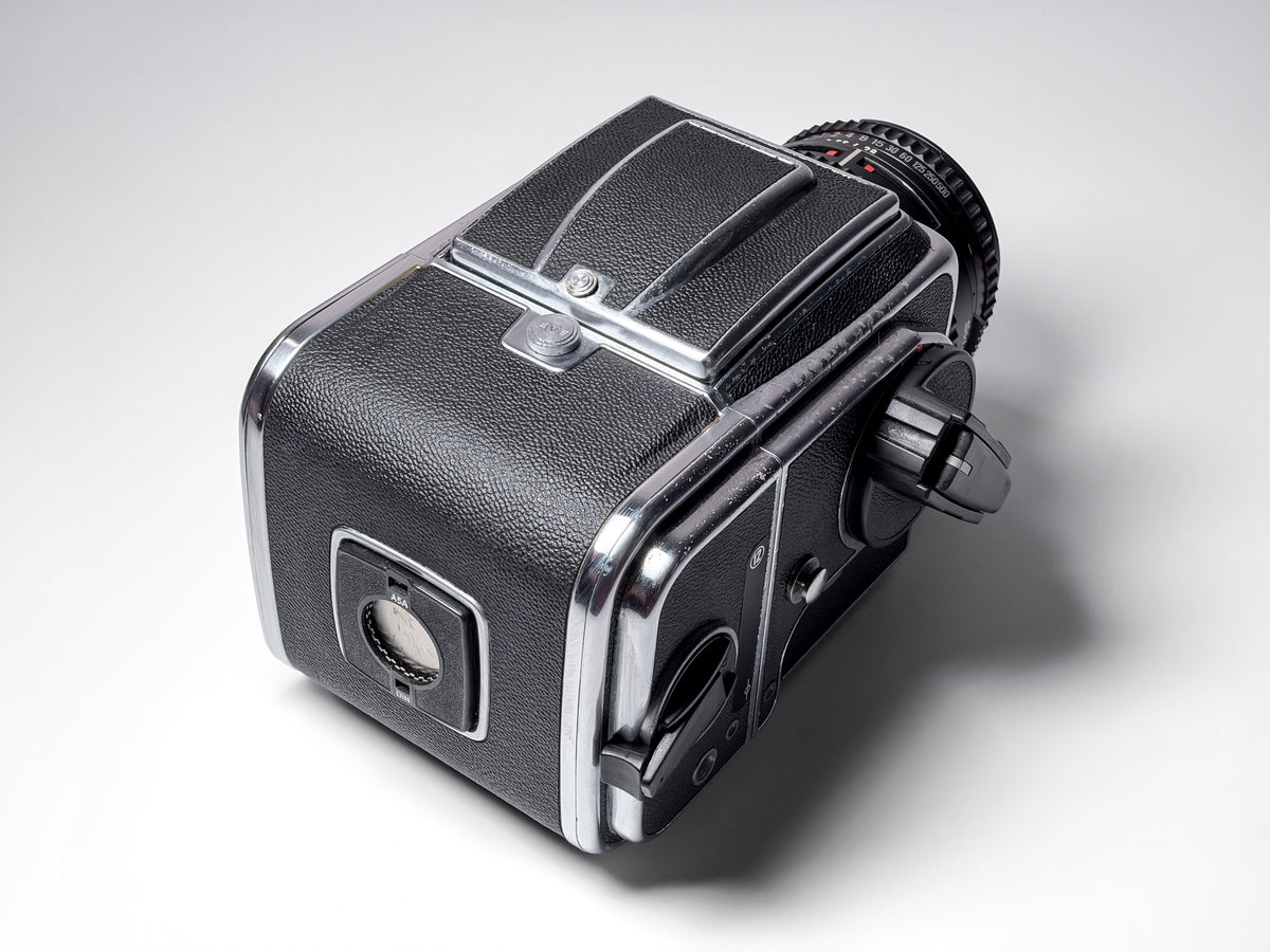 Hasselblad 500 CM C/M + Zeiss 80mm Planar T* - Medium Format, Perfectly Working