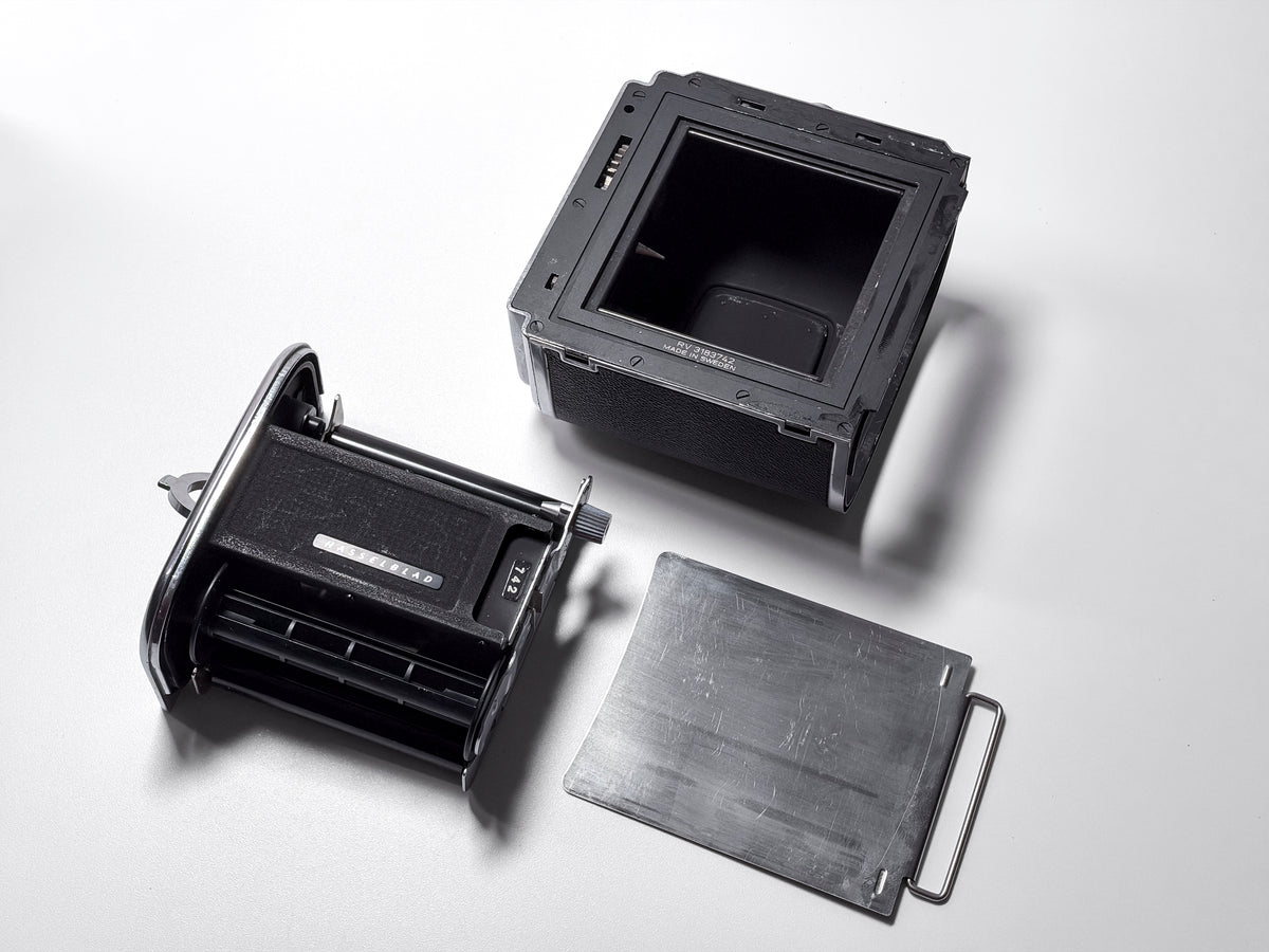 Hasselblad 500 CM C/M + Zeiss 80mm Planar T* - Medium Format, Perfectly Working