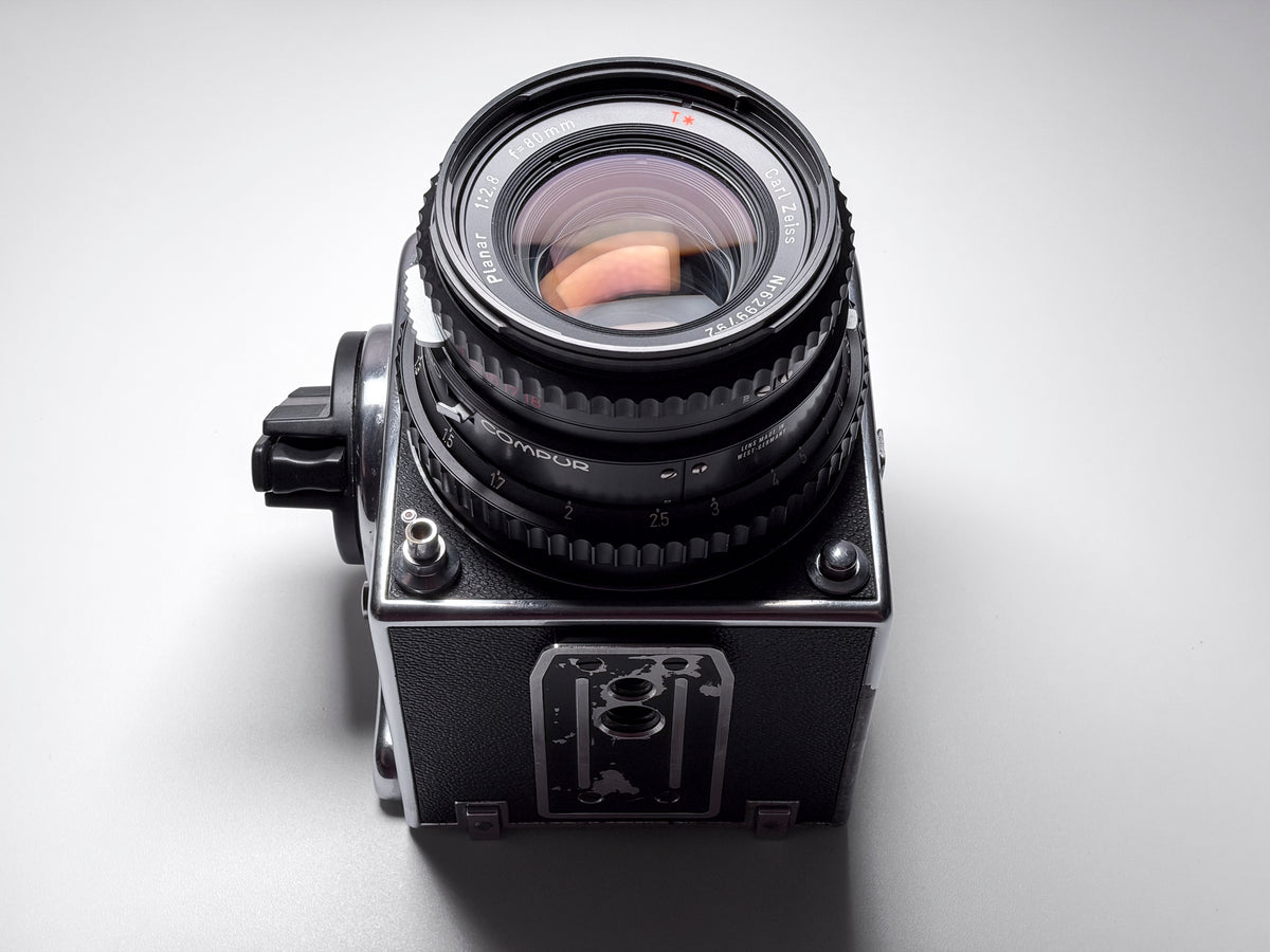 Hasselblad 500 CM C/M + Zeiss 80mm Planar T* - Medium Format, Perfectly Working