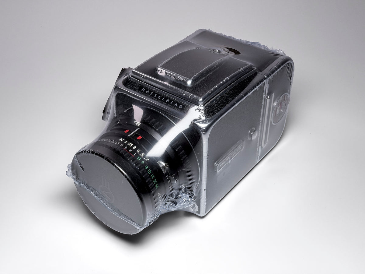 Hasselblad 500 CM C/M + Zeiss 80mm Planar T* - Medium Format, Perfectly Working