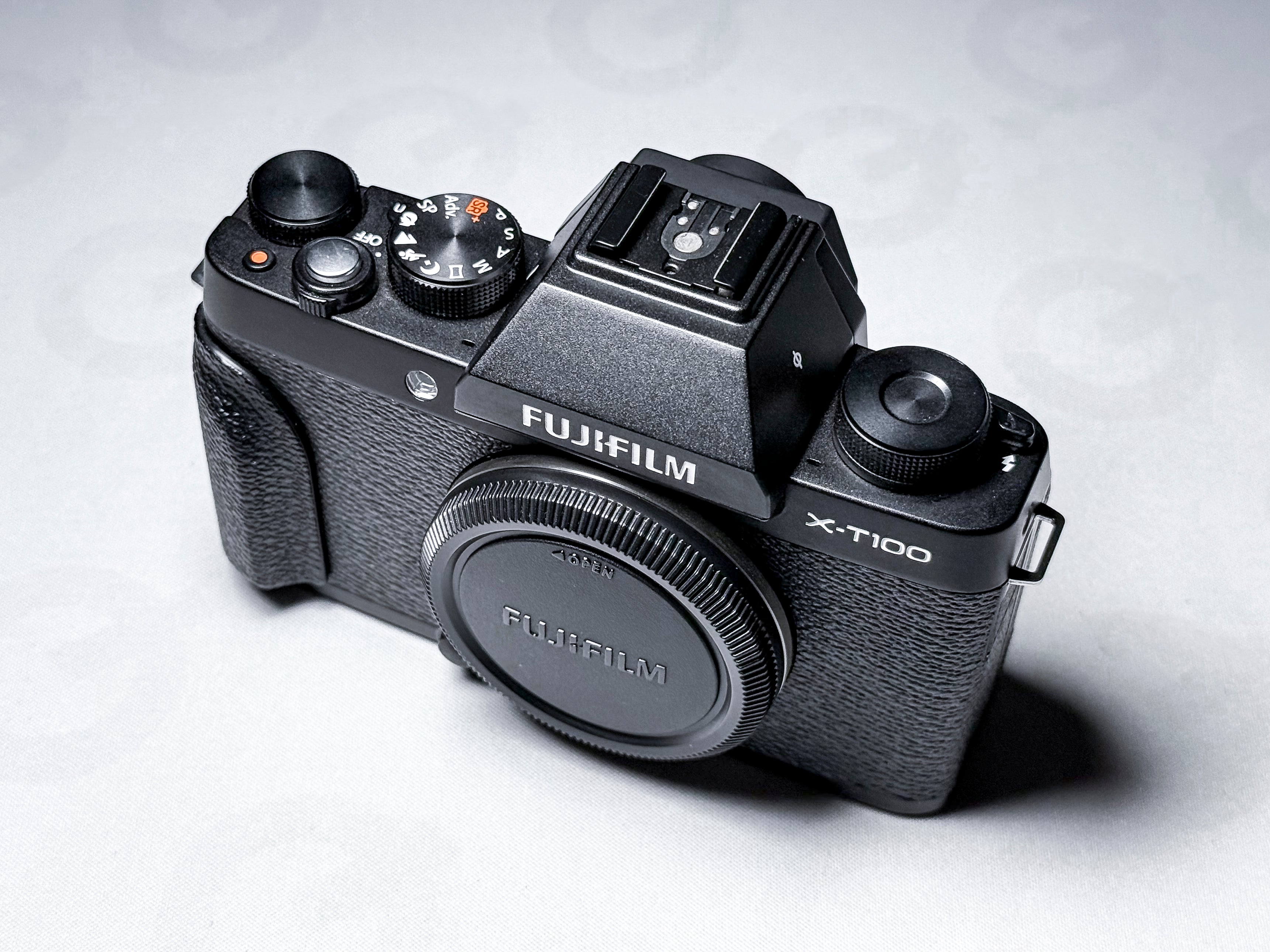 Fujifilm X-T100 APS-C Mirrorless - 1 Year Warranty, Perfectly Working Fuji XT100