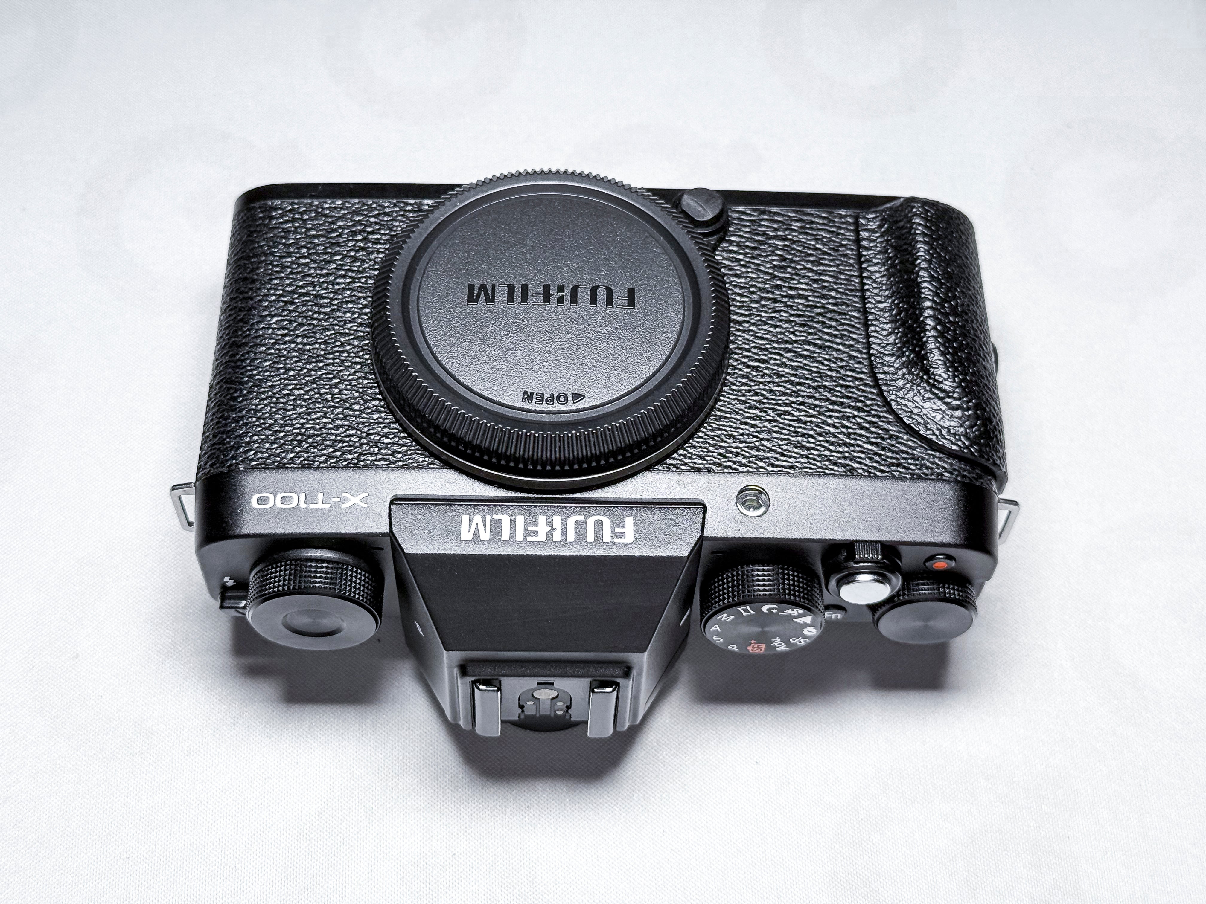 Fujifilm X-T100 APS-C Mirrorless - 1 Year Warranty, Perfectly Working Fuji XT100