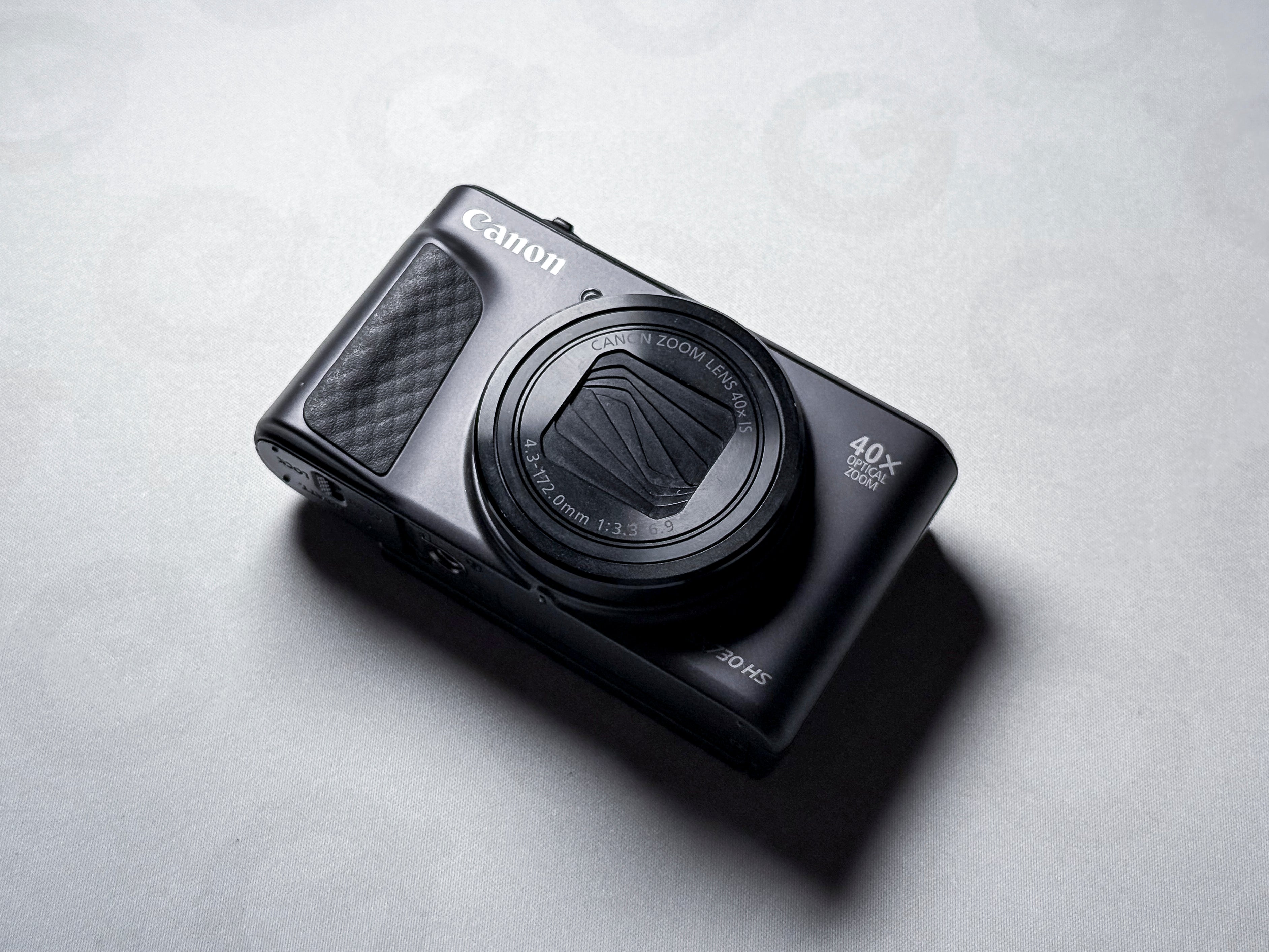 Canon SX730 HS Powershot Compact Camera 40x Zoom - 1 Year Warranty, Excellent