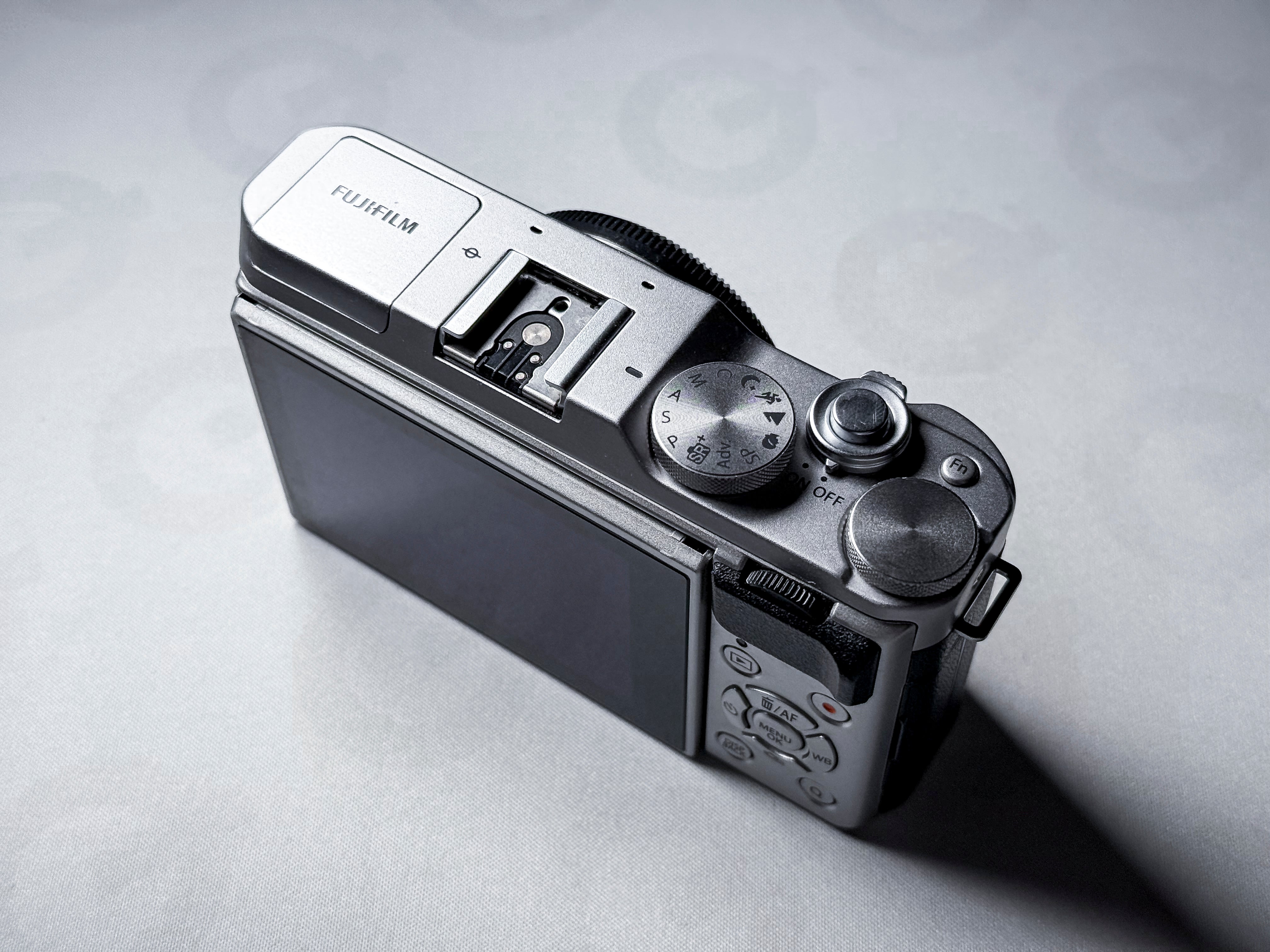 Fujifilm X-A2 Mirrorless APS-C - Perfectly Working, Fuji XA2
