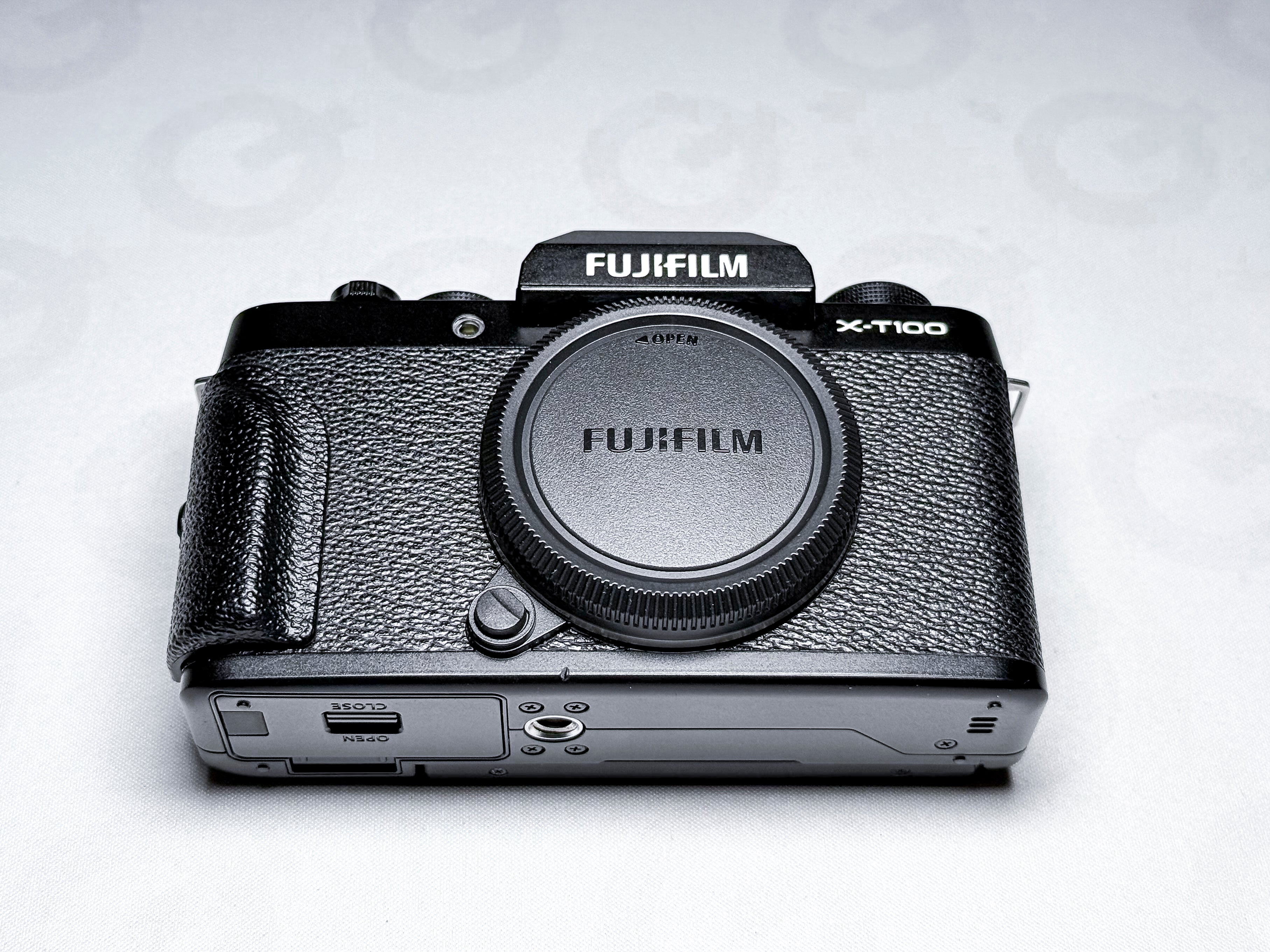 Fujifilm X-T100 APS-C Mirrorless - 1 Year Warranty, Perfectly Working Fuji XT100