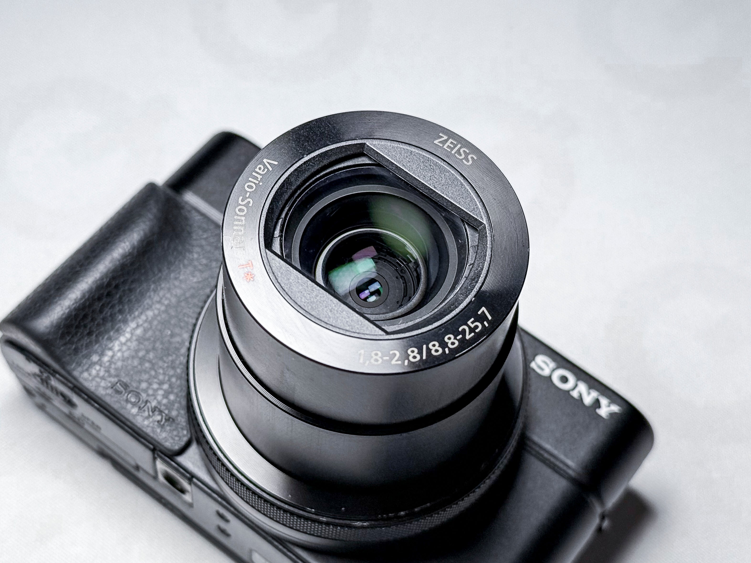 Sony RX100 IV 4 Cyber-Shot - 1 Year Warranty, Perfectly Working RX 100 Mark 4