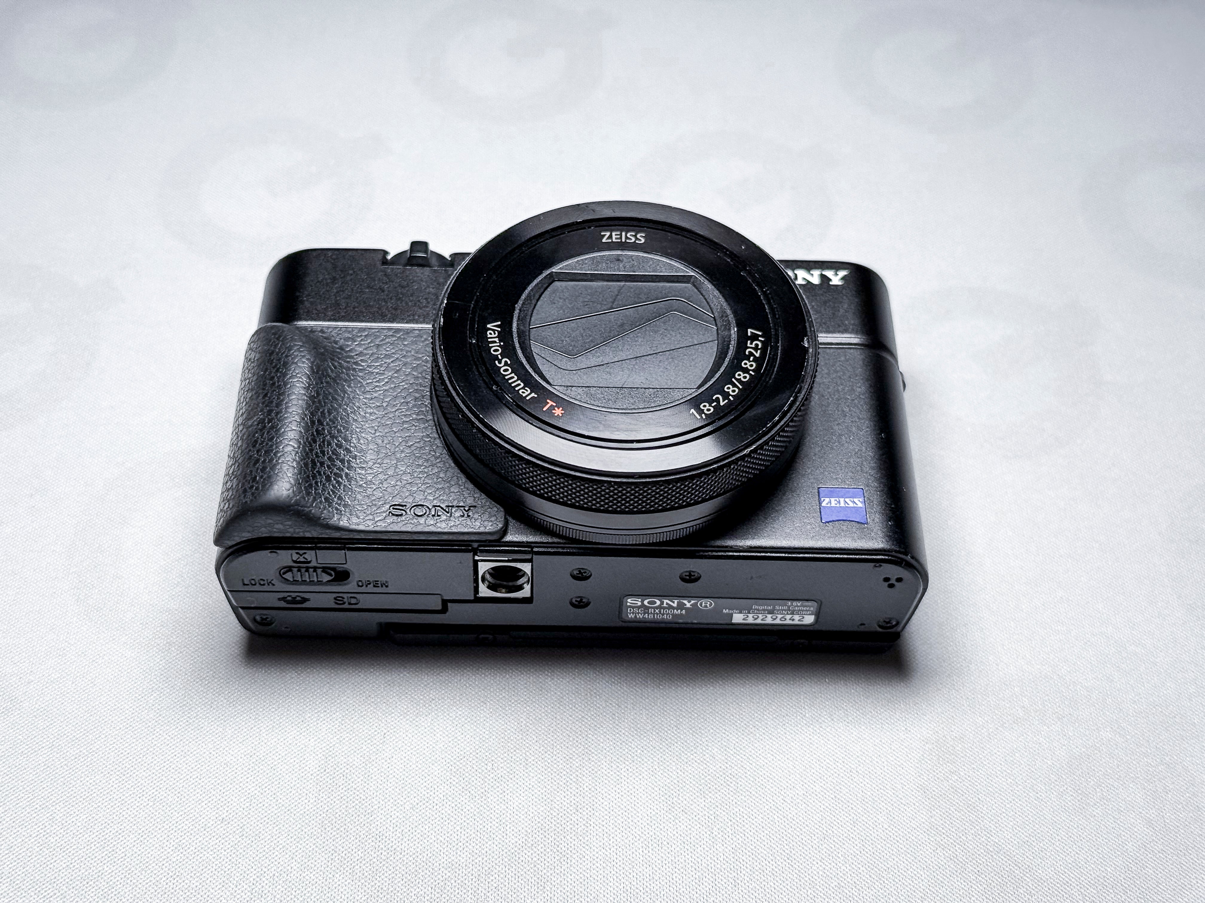 Sony RX100 IV 4 Cyber-Shot - 1 Year Warranty, Perfectly Working RX 100 Mark 4