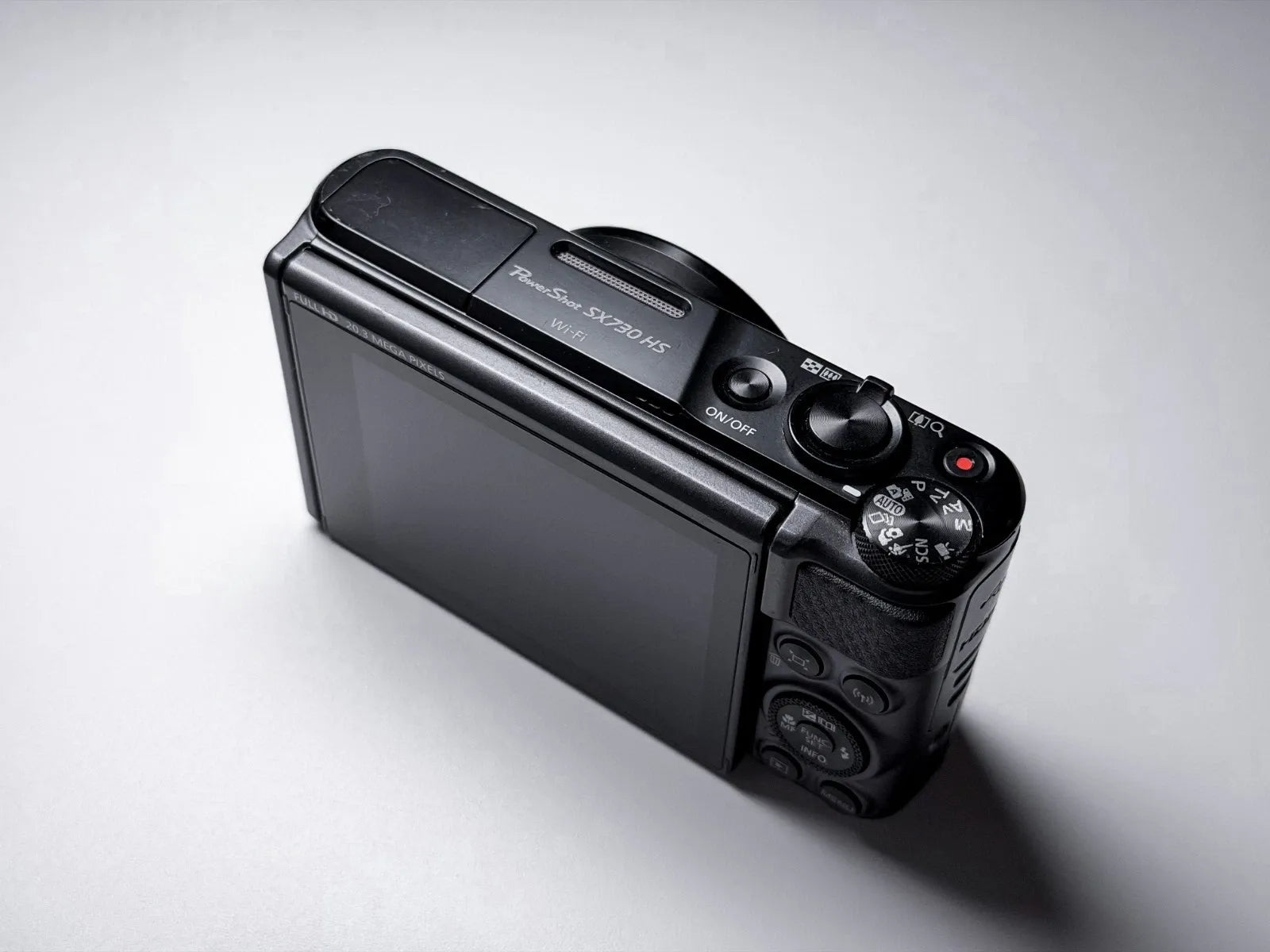 Canon SX730 HS Powershot Compact Camera 40x Zoom - Near Mint, 1 Year Warranty