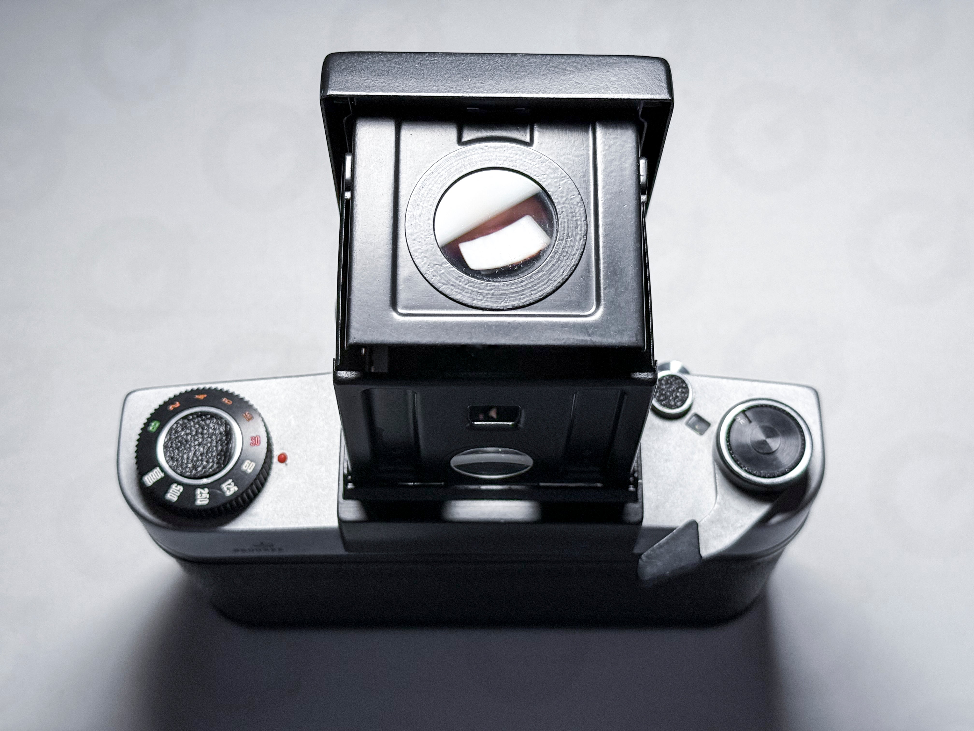 Kiev 60 + Volna 80 f/2.8 + Prism and Waist Finder - Medium Format Film Camera - CLAd, Near Mint
