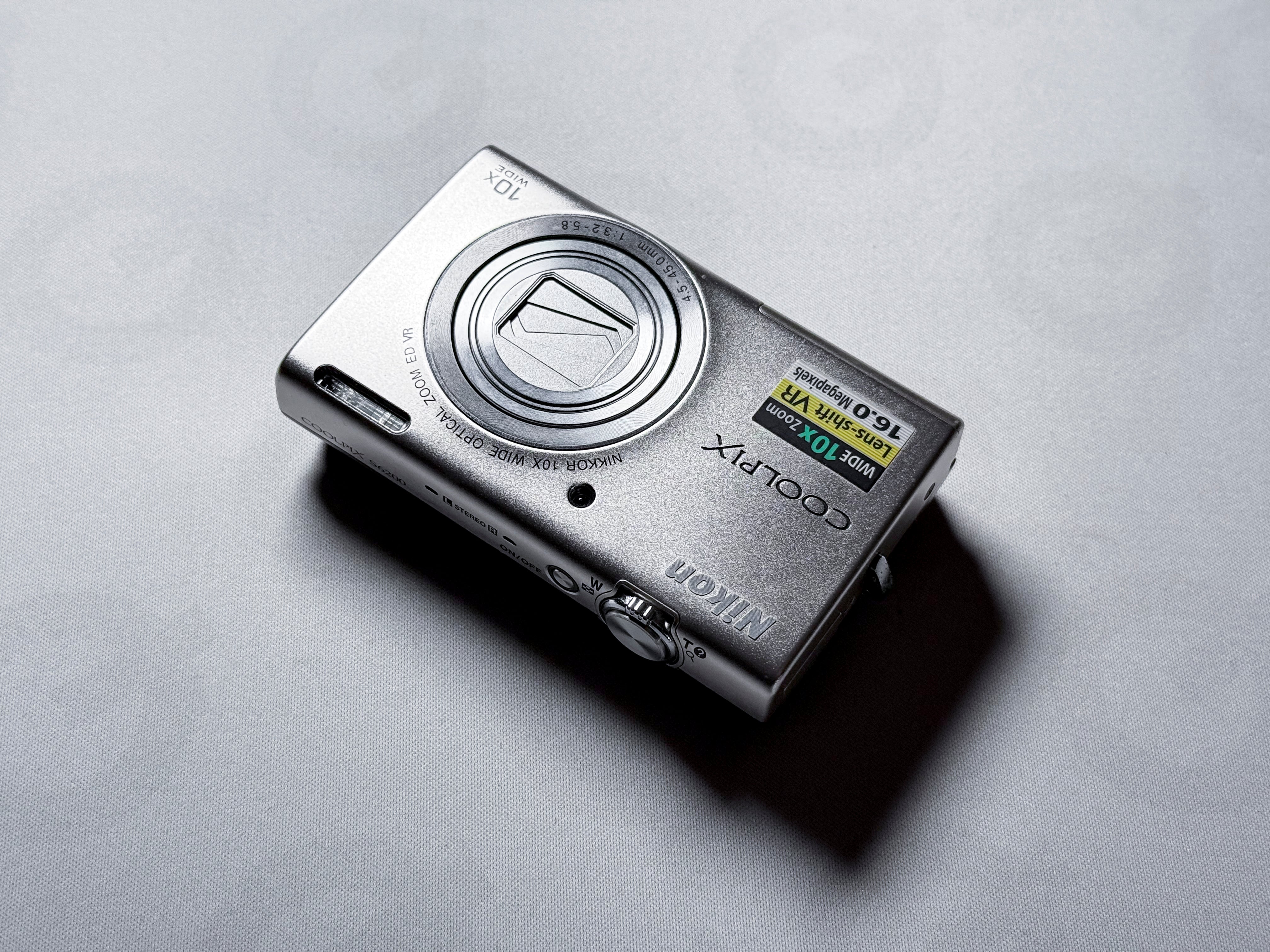 Nikon Coolpix S6200 10x Zoom Compact Camera - Warranty, Mint, Perfectly Working