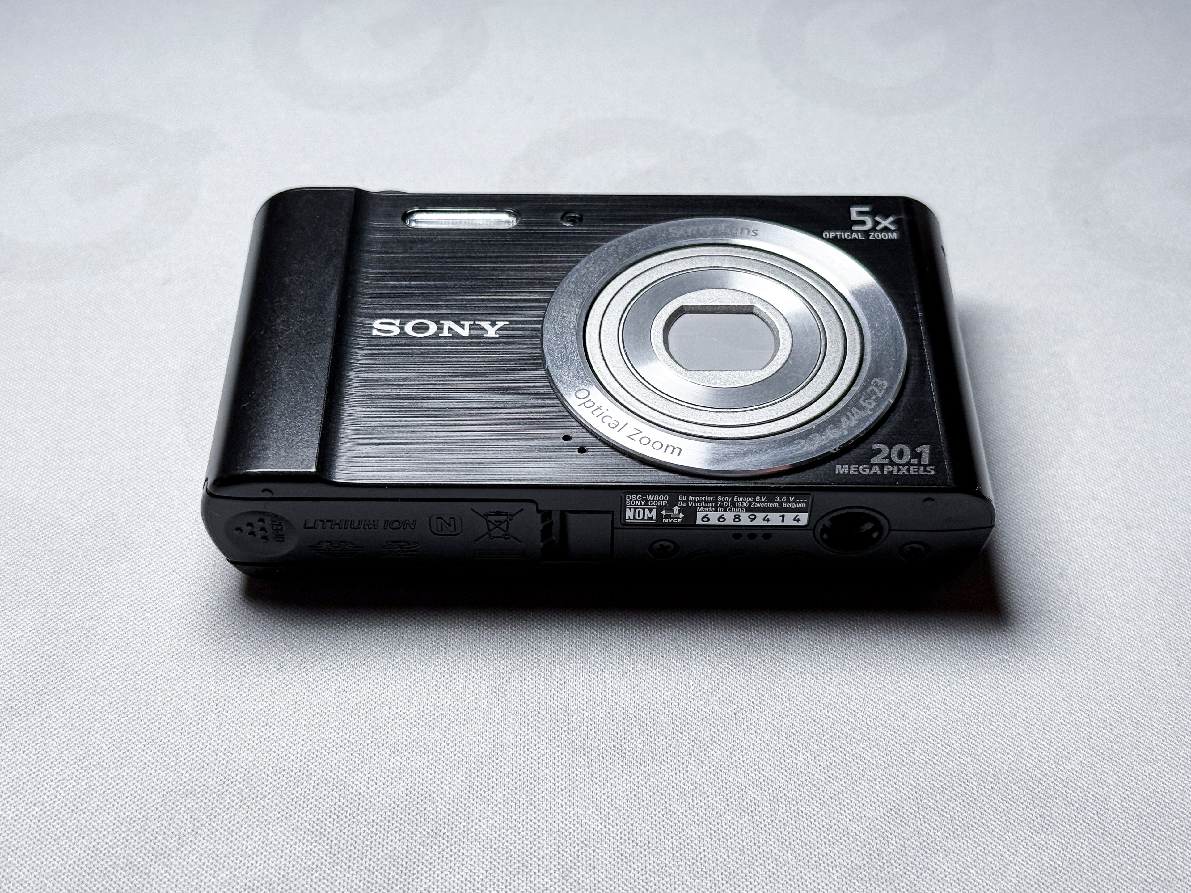 Sony Cybershot DSC W800 20Mpx CCD 5x Zoom Digicam - Garanzia, quasi perfetta