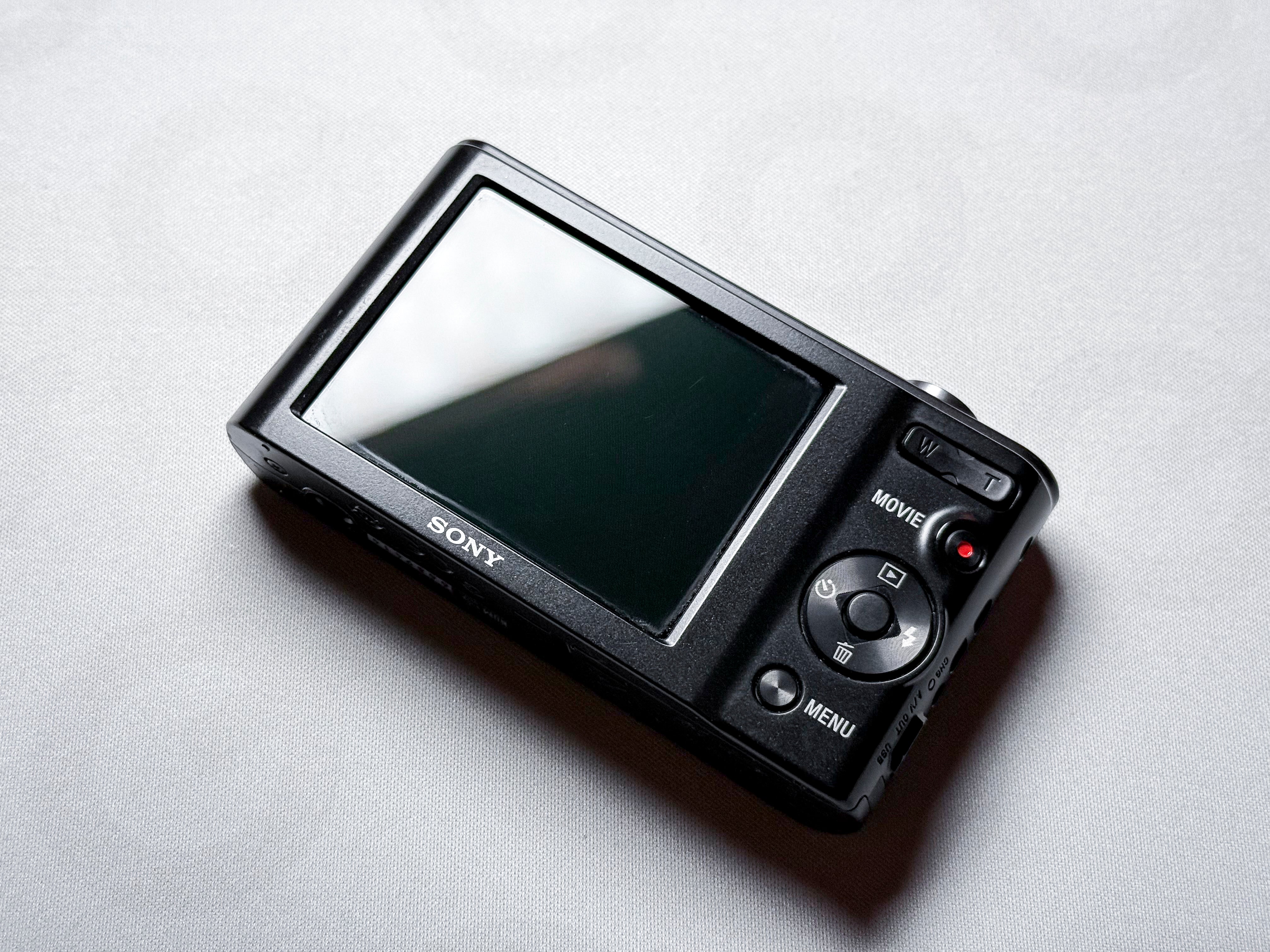 Sony Cybershot DSC W800 20Mpx CCD 5x Zoom Digicam - Garanzia, quasi perfetta